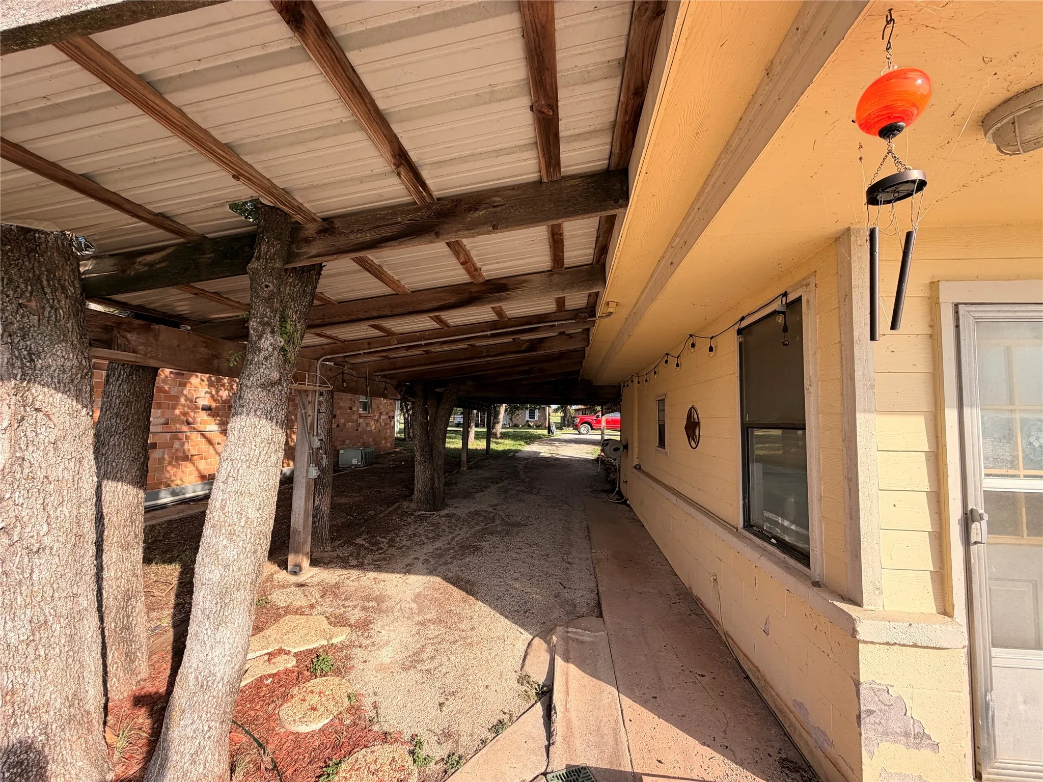 Single Family Residence For Sale in Brown County , 223 Avolyn Drive, Brownwood, Texas 76801, 1 Bedroom, 2 Bathroom, Garage spaces, 888 Sqft, built in 0, mls#21350723, Real Estate Agent in Brownwood, Homes For Sale in Brown county, Homes For Sale in Brownwood, Realtor in Brownwood Texas, Real Estate Brokerage Independent Realty Texas, Luminita Cordes Realtor