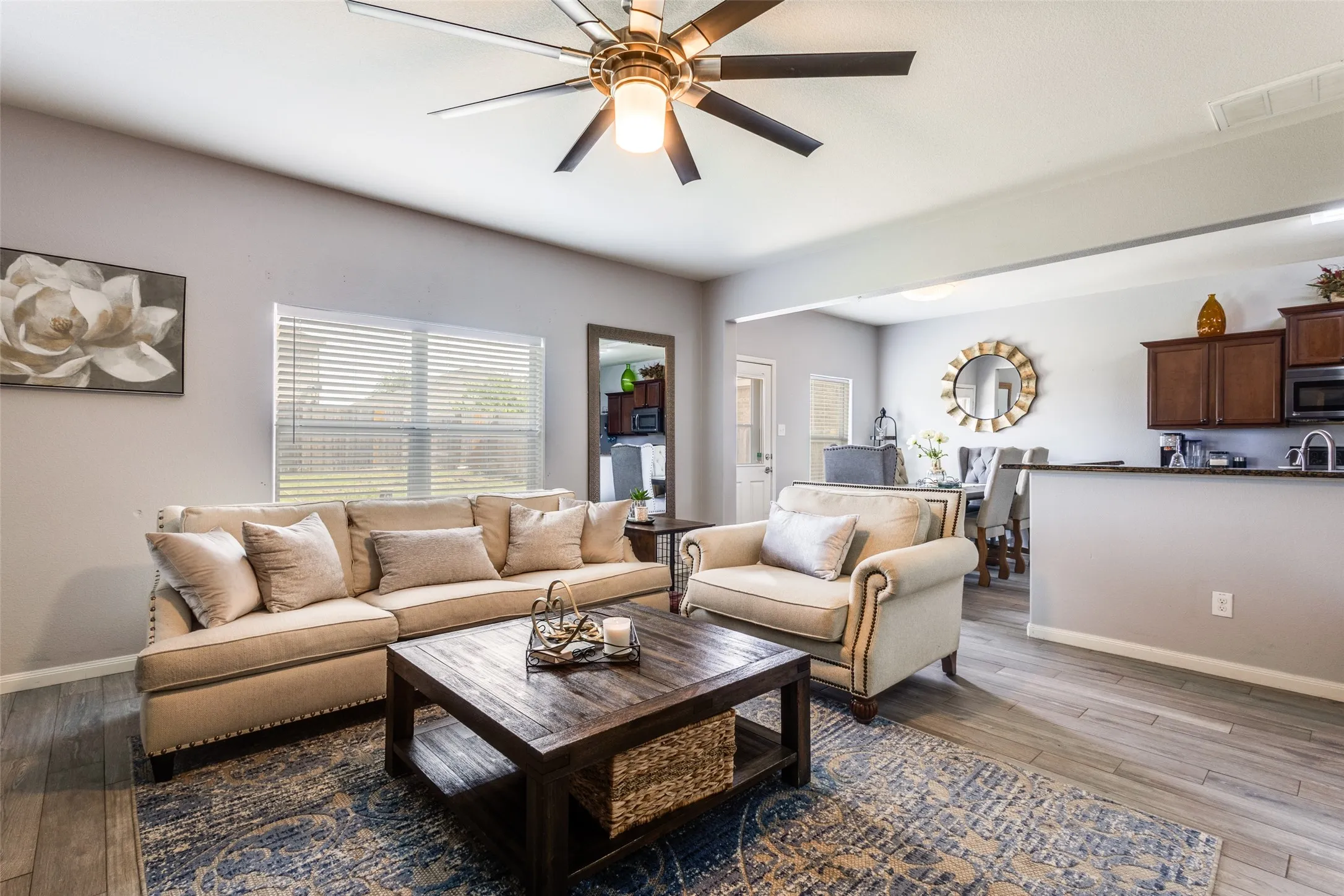 Single Family Residence For Sale in Collin County , 201 Oriole Drive, Anna, Texas 75409, 4 Bedroom, 3 Bathroom, 2 Garage spaces, 2,182 Sqft, built in 2013, mls#21350286, Real Estate Agent in Anna, Homes For Sale in Collin county, Homes For Sale in Anna, Realtor in Anna Texas, Real Estate Brokerage Independent Realty Texas, Luminita Cordes Realtor