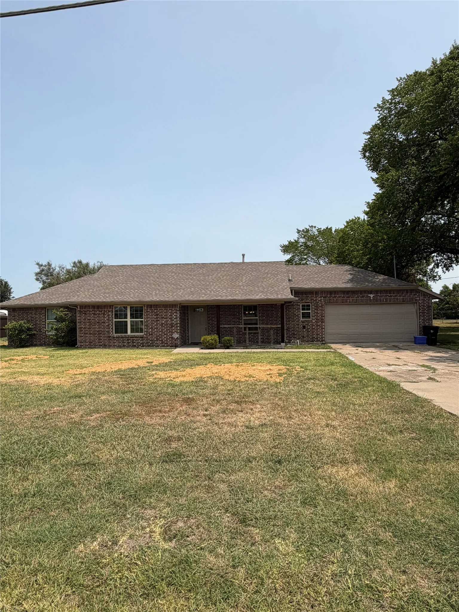 Single Family Residence For Rent in Dallas County , 6120 Lumley, Mesquite, Texas 75181, 3 Bedroom, 2 Bathroom, 2 Garage spaces, 1,616 Sqft, built in 1970, mls#21350732, Real Estate Agent in Mesquite, Homes For Rent in Dallas county, Homes For Rent in Mesquite, Realtor in Mesquite Texas, Real Estate Brokerage Independent Realty Texas, Luminita Cordes Realtor