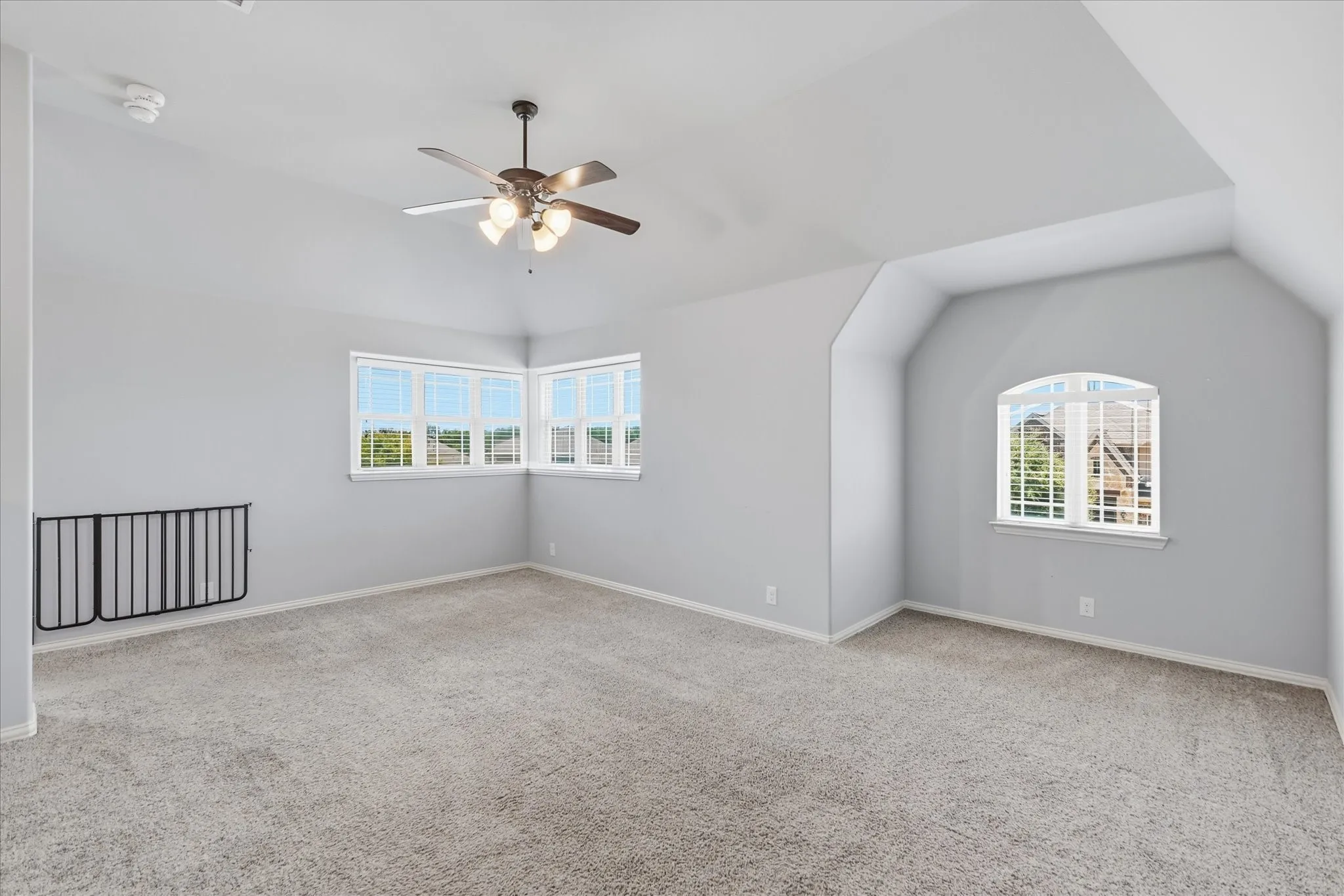 Single Family Residence For Sale in Collin County , 913 Birchwood Drive, Wylie, Texas 75098, 4 Bedroom, 4 Bathroom, 3 Garage spaces, 3,277 Sqft, built in 2016, mls#21330677, Real Estate Agent in Wylie, Homes For Sale in Collin county, Homes For Sale in Wylie, Realtor in Wylie Texas, Real Estate Brokerage Independent Realty Texas, Luminita Cordes Realtor