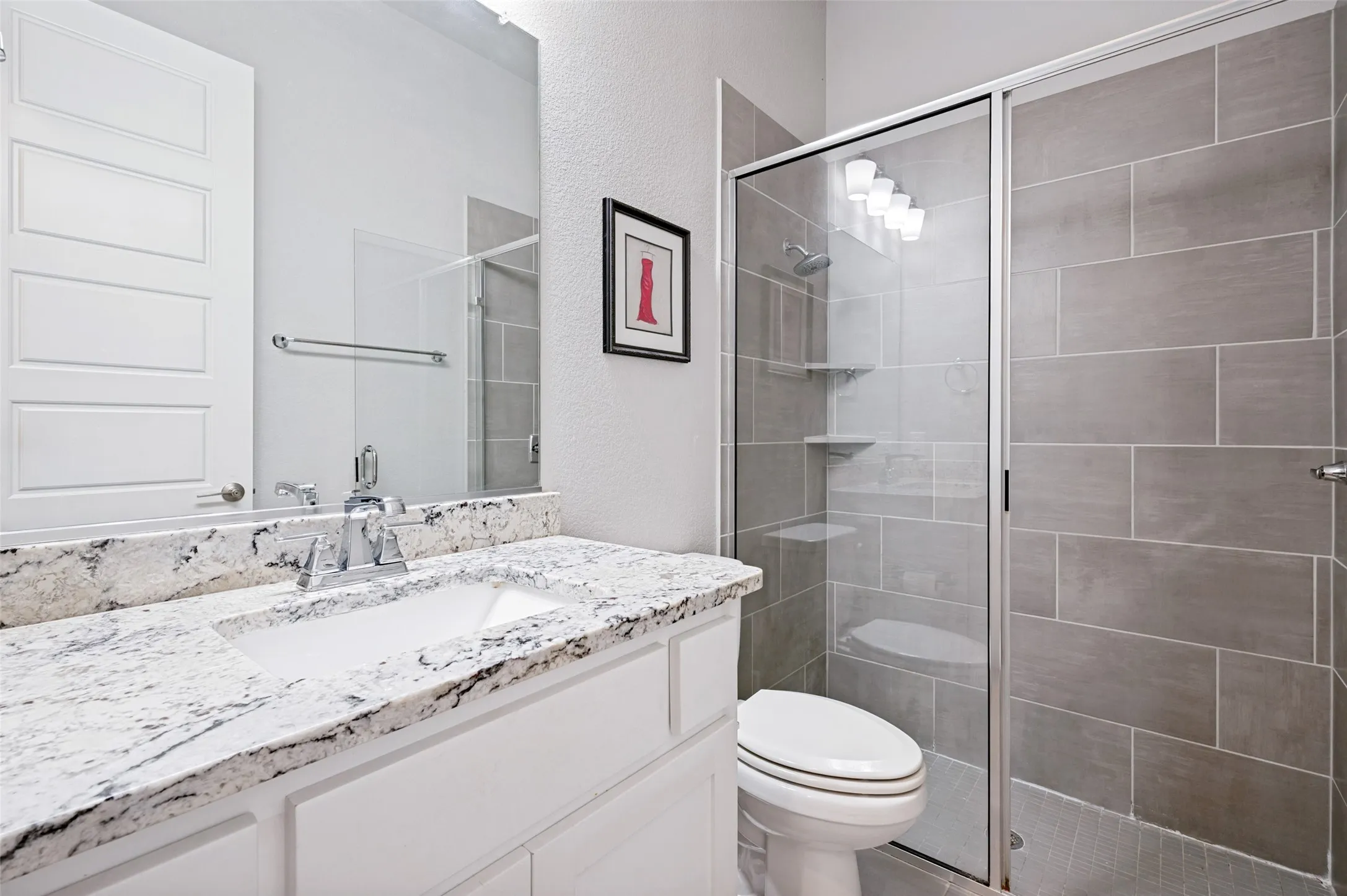 Single Family Residence For Sale in Denton County , 764 Thoroughbred Avenue, Frisco, Texas 75036, 4 Bedroom, 5 Bathroom, 2 Garage spaces, 3,587 Sqft, built in 2017, mls#21350635, Real Estate Agent in Frisco, Homes For Sale in Denton county, Homes For Sale in Frisco, Realtor in Frisco Texas, Real Estate Brokerage Independent Realty Texas, Luminita Cordes Realtor