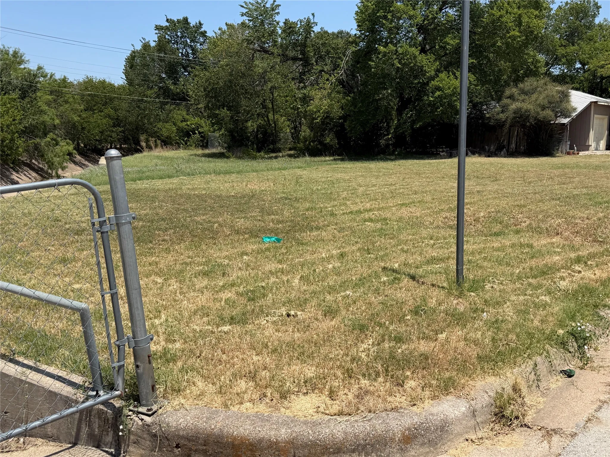 Improved Land For Sale in Tarrant County , 6541 Onyx Drive N, North Richland Hills, Texas 76180, 0, 0, Garage spaces, 0 Sqft, built in 0, Price $20,000, mls#21347346, Real Estate Agent in North Richland Hills, Homes For Sale in Tarrant county, Homes For Sale in North Richland Hills, Realtor in North Richland Hills Texas, Real Estate Brokerage Independent Realty Texas, Luminita Cordes Realtor