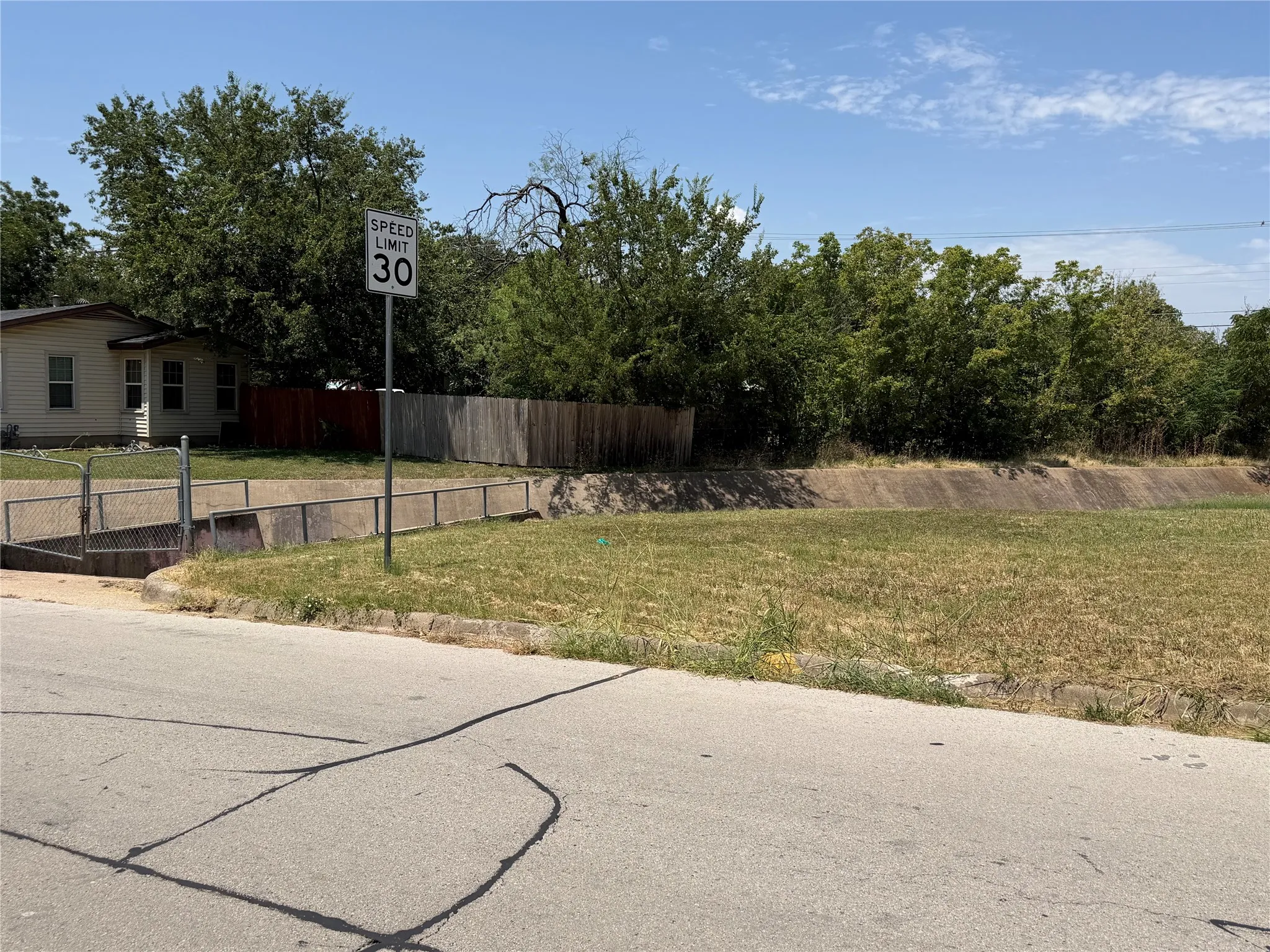Improved Land For Sale in Tarrant County , 6541 Onyx Drive N, North Richland Hills, Texas 76180, 0, 0, Garage spaces, 0 Sqft, built in 0, Price $20,000, mls#21347346, Real Estate Agent in North Richland Hills, Homes For Sale in Tarrant county, Homes For Sale in North Richland Hills, Realtor in North Richland Hills Texas, Real Estate Brokerage Independent Realty Texas, Luminita Cordes Realtor