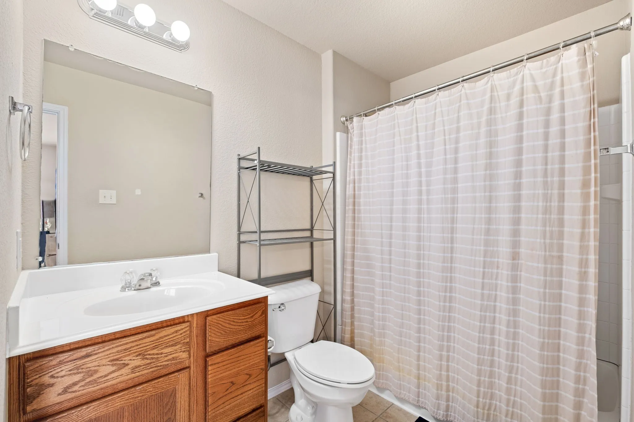 Townhouse For Rent in Collin County , 1160 Landon Lane, Allen, Texas 75013, 3 Bedroom, 3 Bathroom, 2 Garage spaces, 1,682 Sqft, built in 2007, mls#21350737, Real Estate Agent in Allen, Homes For Rent in Collin county, Homes For Rent in Allen, Realtor in Allen Texas, Real Estate Brokerage Independent Realty Texas, Luminita Cordes Realtor