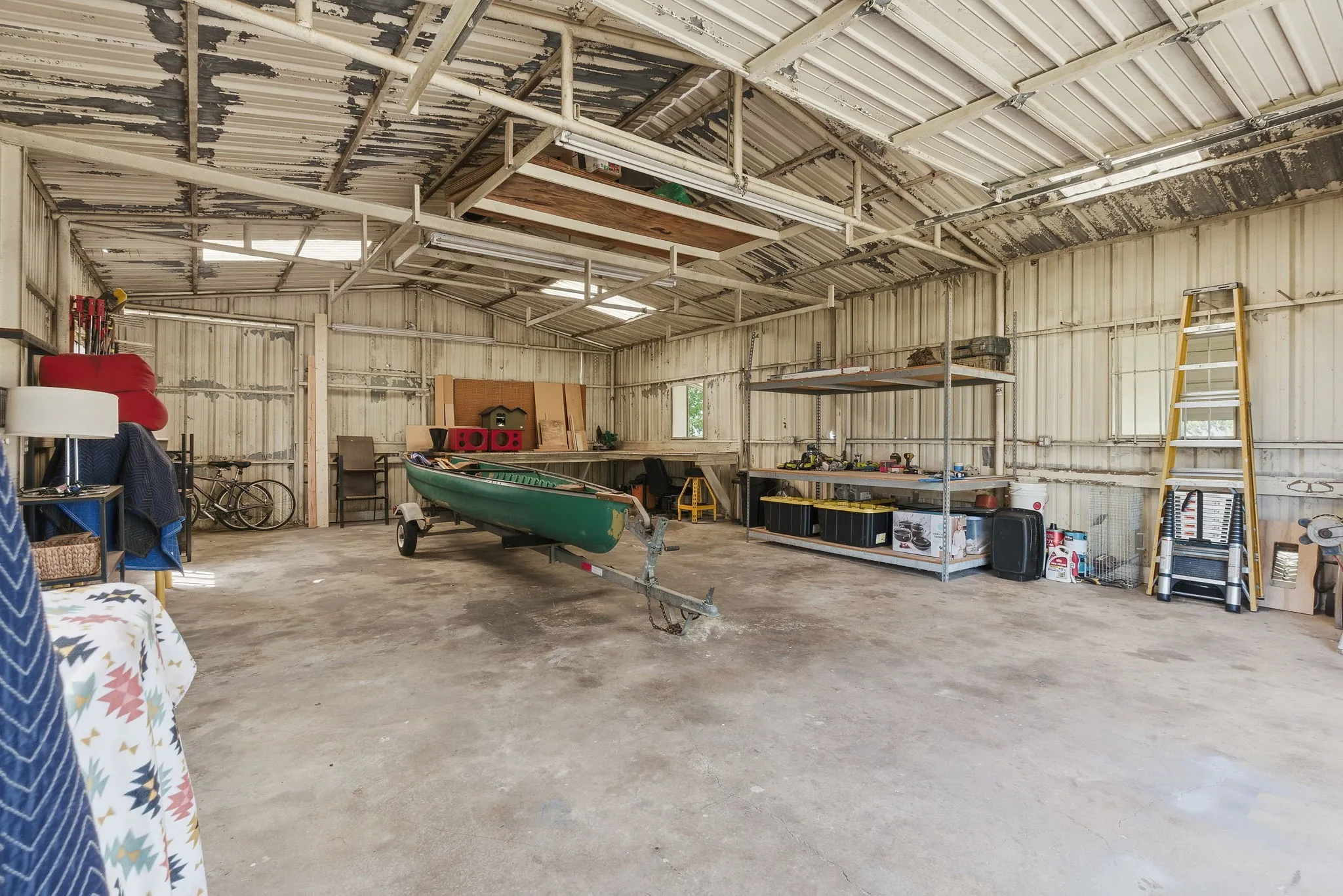 Single Family Residence For Sale in Rockwall County , 191 Klutts Drive, Mclendon Chisholm, Texas 75032, 3 Bedroom, 2 Bathroom, 2 Garage spaces, 1,791 Sqft, built in 1987, mls#21347911, Real Estate Agent in Mclendon Chisholm, Homes For Sale in Rockwall county, Homes For Sale in Mclendon Chisholm, Realtor in Mclendon Chisholm Texas, Real Estate Brokerage Independent Realty Texas, Luminita Cordes Realtor