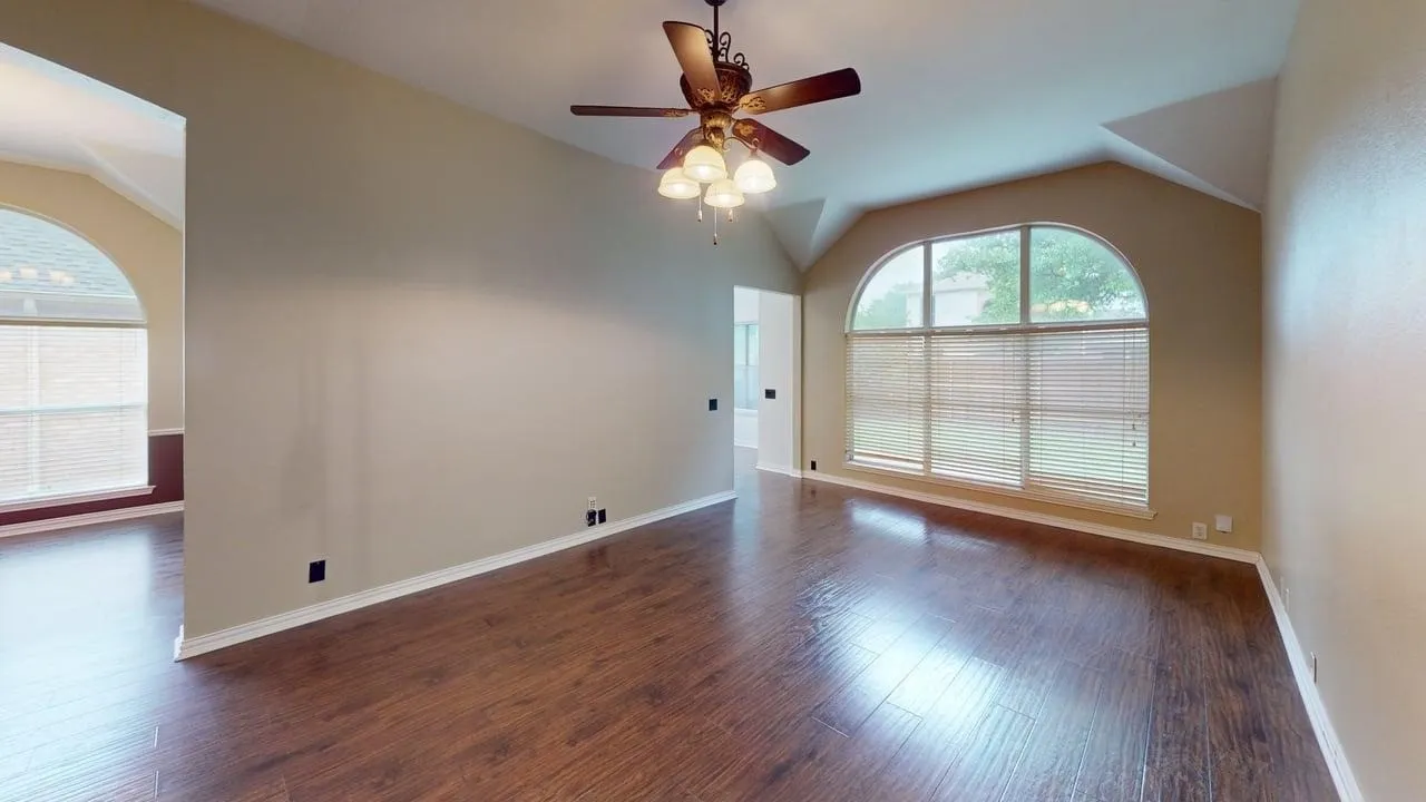 Single Family Residence For Rent in Collin County , 5901 Berkshire Road, Mc Kinney, Texas 75072, 3 Bedroom, 2 Bathroom, 2 Garage spaces, 1,727 Sqft, built in 1997, mls#21350756, Real Estate Agent in Mc Kinney, Homes For Rent in Collin county, Homes For Rent in Mc Kinney, Realtor in Mc Kinney Texas, Real Estate Brokerage Independent Realty Texas, Luminita Cordes Realtor