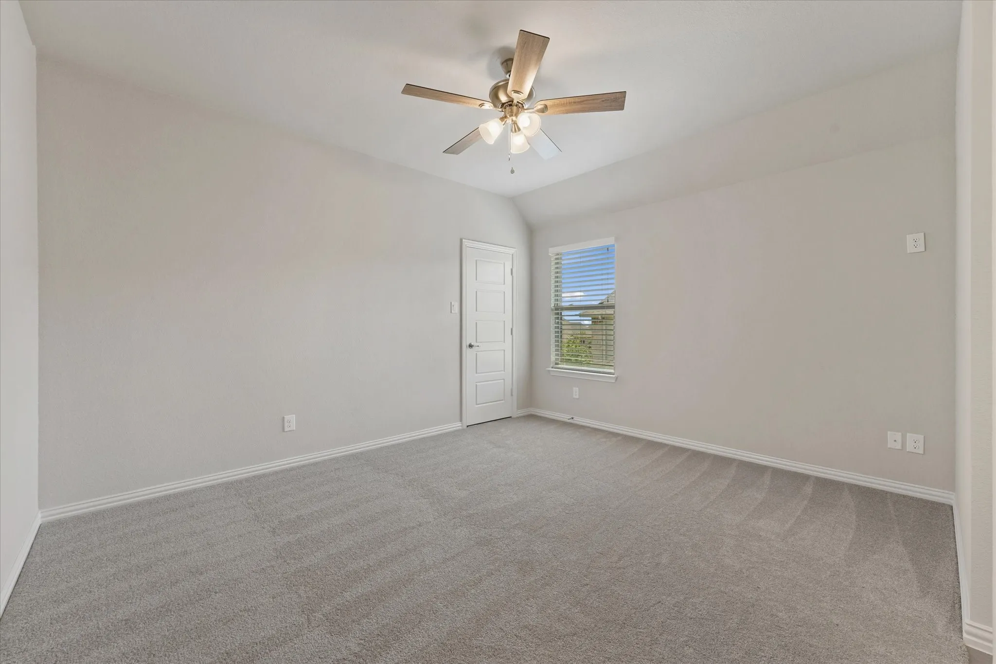 4th bedroom upstairs