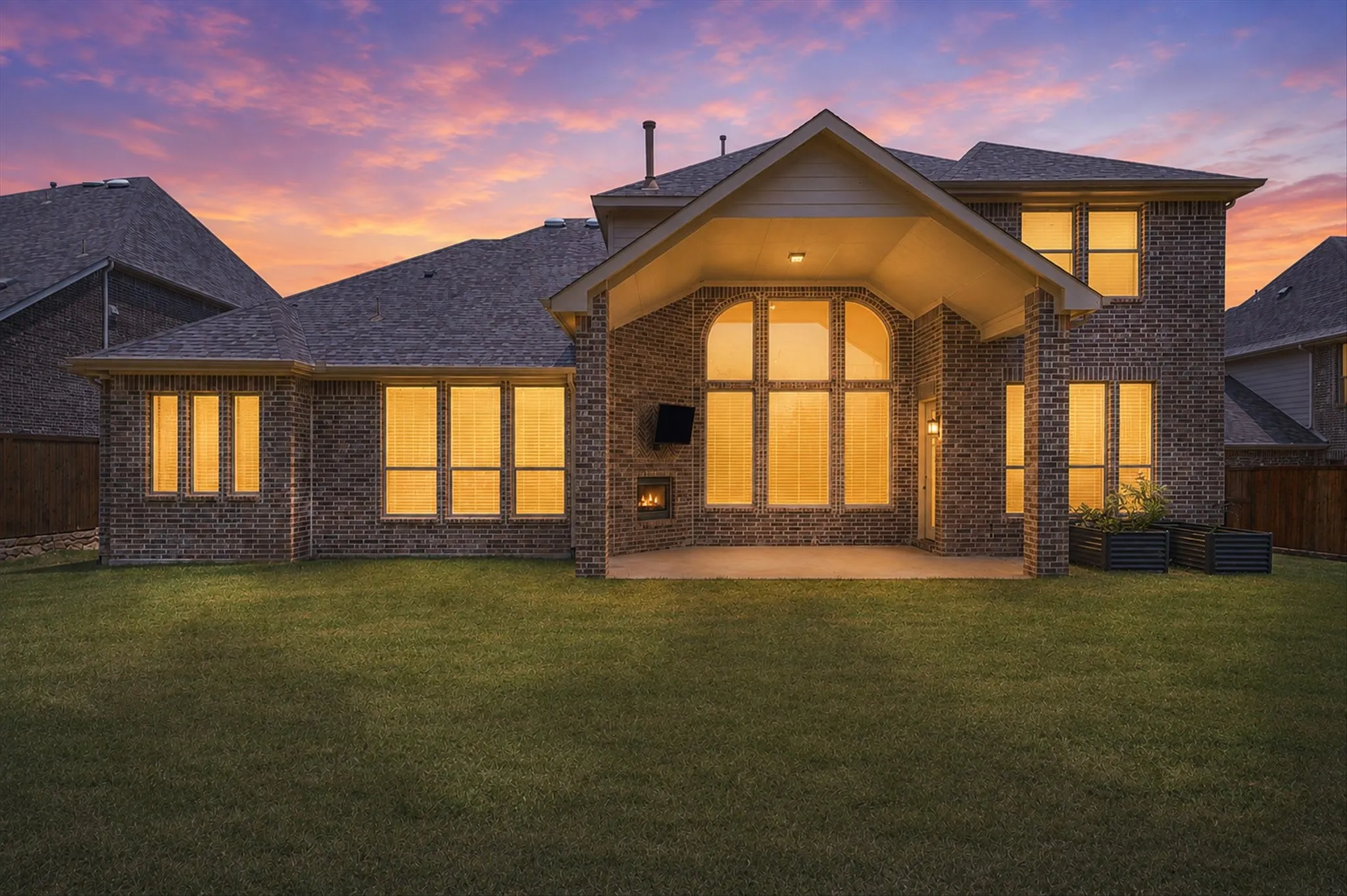 This yard is huge as the home sits on over a quarter acer lot! There is room here for endless ideas like a great pool and more. The stone wall and stained fence are in great condition. The yard is well maintained. The backyard backs up to a greenbelt for extra quiet and privacy.