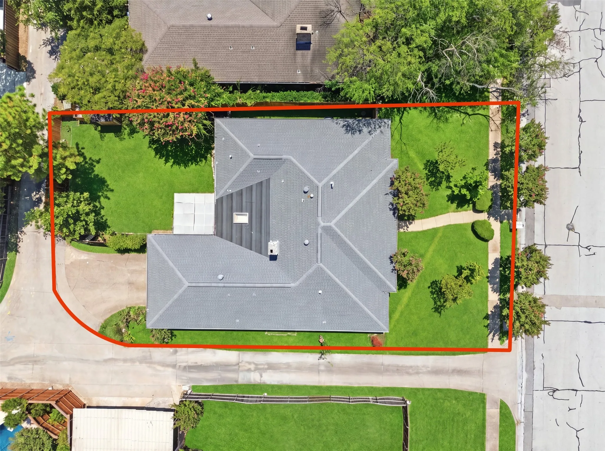 Approximate property lines