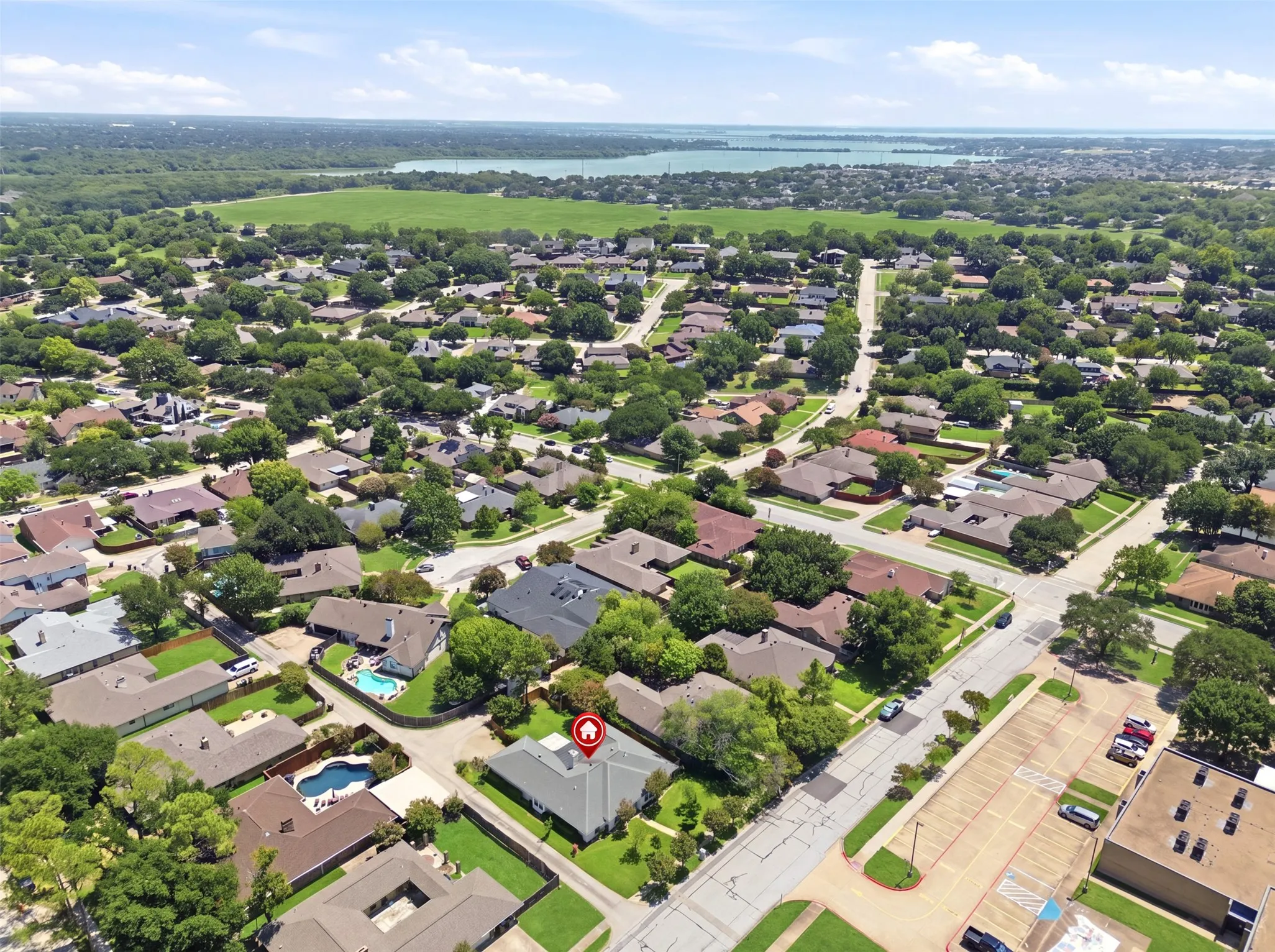 Single Family Residence For Sale in Dallas County , 1718 Merrimac Trail, Garland, Texas 75043, 3 Bedroom, 3 Bathroom, 2 Garage spaces, 2,356 Sqft, built in 1975, mls#21348832, Real Estate Agent in Garland, Homes For Sale in Dallas county, Homes For Sale in Garland, Realtor in Garland Texas, Real Estate Brokerage Independent Realty Texas, Luminita Cordes Realtor