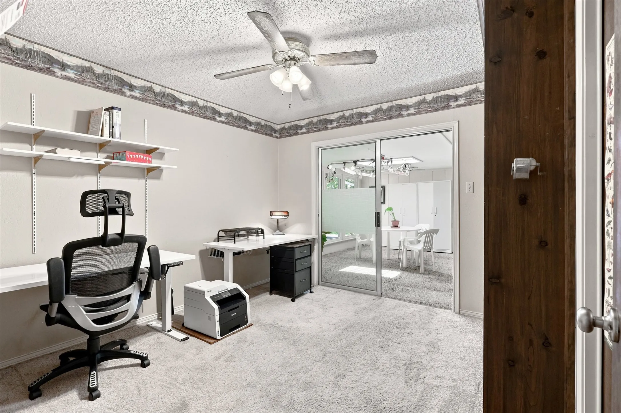 Single Family Residence For Sale in Dallas County , 1718 Merrimac Trail, Garland, Texas 75043, 3 Bedroom, 3 Bathroom, 2 Garage spaces, 2,356 Sqft, built in 1975, mls#21348832, Real Estate Agent in Garland, Homes For Sale in Dallas county, Homes For Sale in Garland, Realtor in Garland Texas, Real Estate Brokerage Independent Realty Texas, Luminita Cordes Realtor