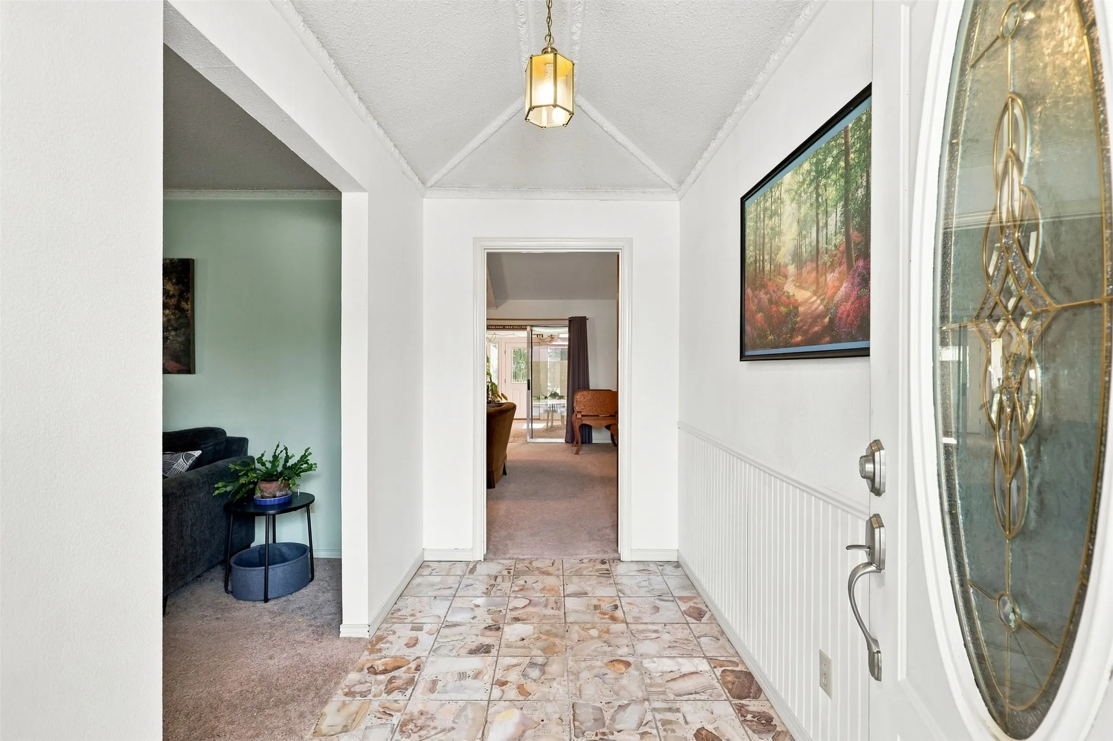 Single Family Residence For Sale in Dallas County , 1718 Merrimac Trail, Garland, Texas 75043, 3 Bedroom, 3 Bathroom, 2 Garage spaces, 2,356 Sqft, built in 1975, mls#21348832, Real Estate Agent in Garland, Homes For Sale in Dallas county, Homes For Sale in Garland, Realtor in Garland Texas, Real Estate Brokerage Independent Realty Texas, Luminita Cordes Realtor