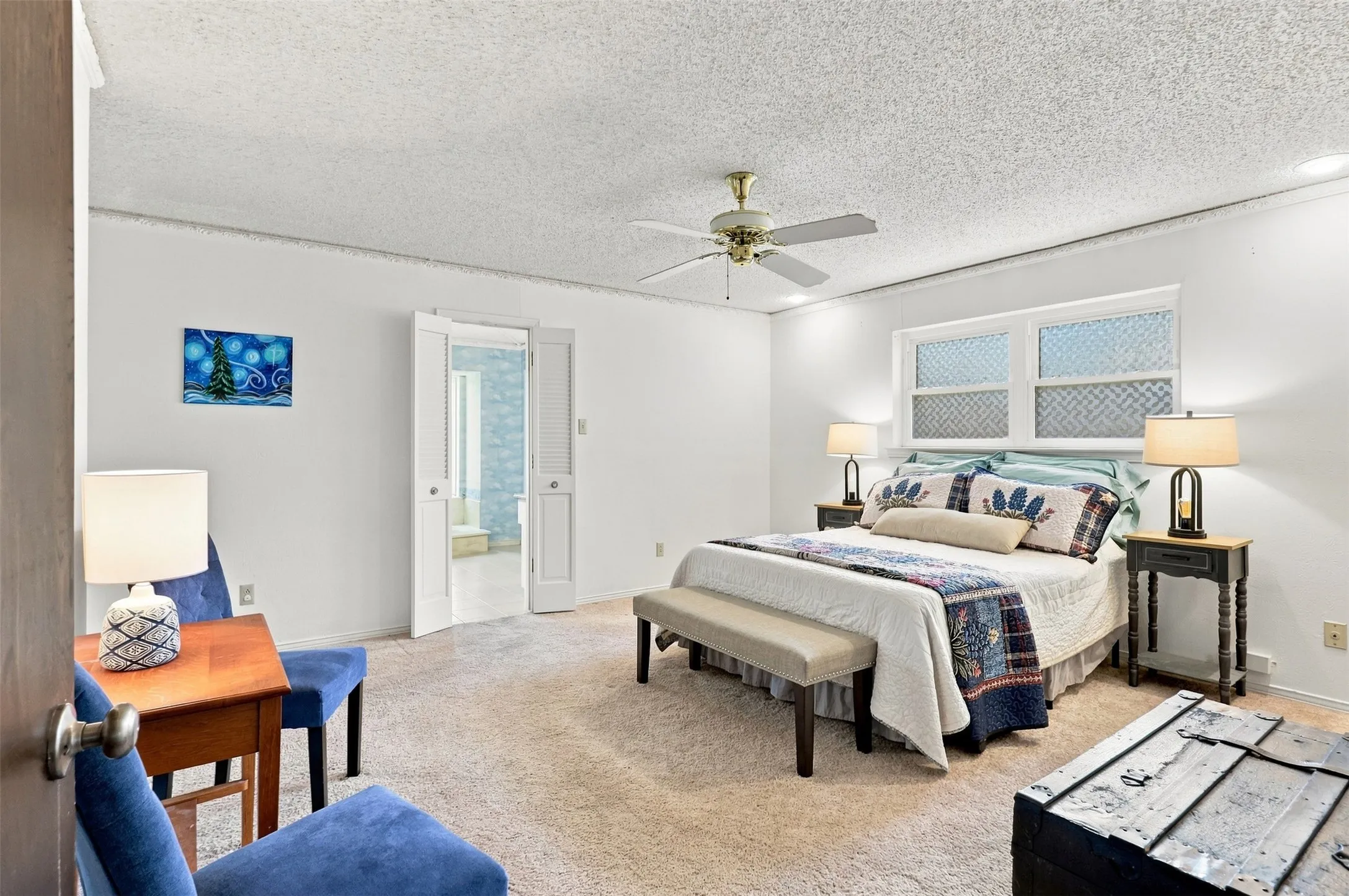 Spacious owners ensuite.