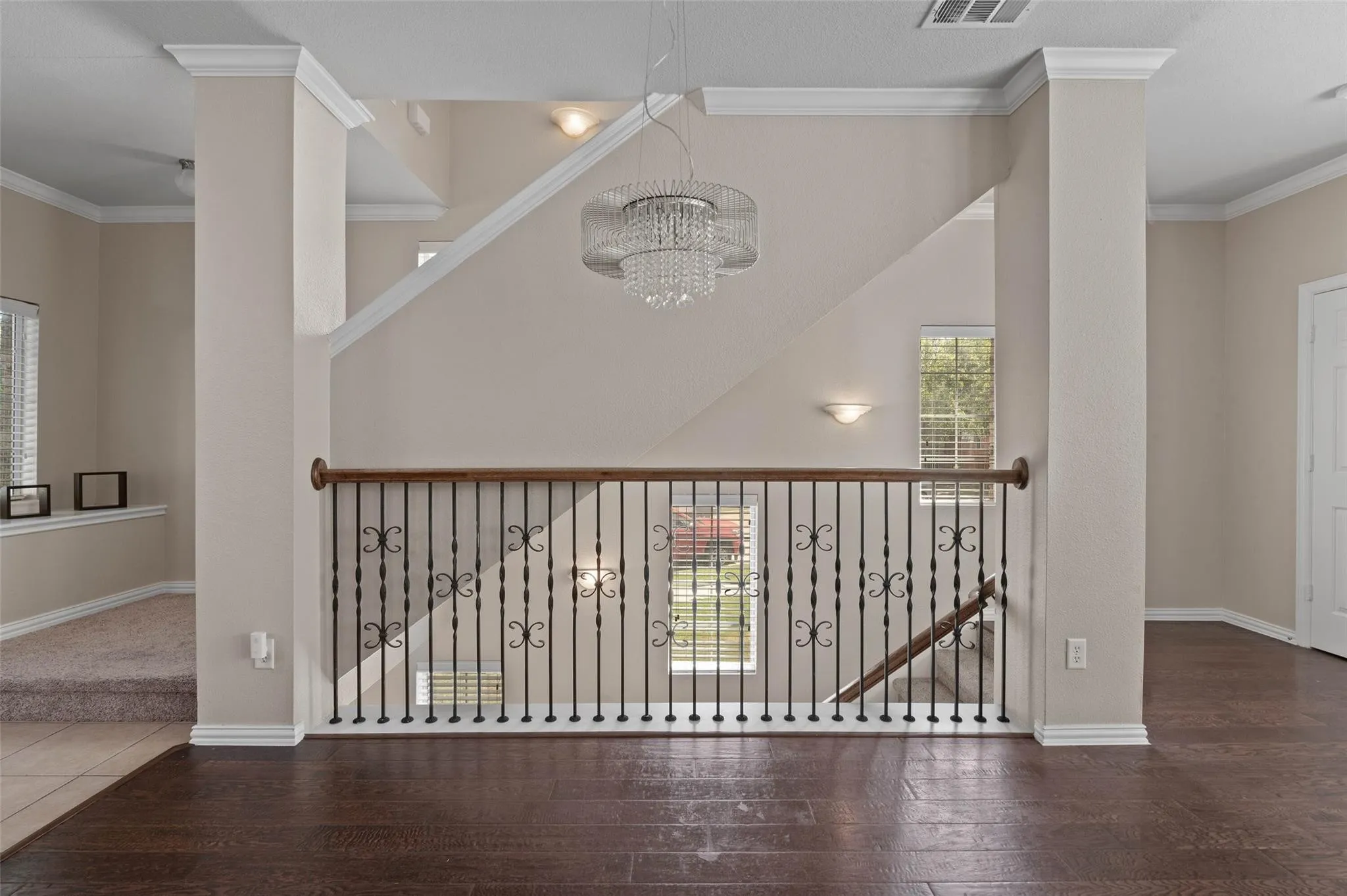 Townhouse For Rent in Denton County , 2700 Club Ridge Drive 17, Lewisville, Texas 75067, 3 Bedroom, 3 Bathroom, 2 Garage spaces, 1,750 Sqft, built in 2007, mls#21350760, Real Estate Agent in Lewisville, Homes For Rent in Denton county, Homes For Rent in Lewisville, Realtor in Lewisville Texas, Real Estate Brokerage Independent Realty Texas, Luminita Cordes Realtor
