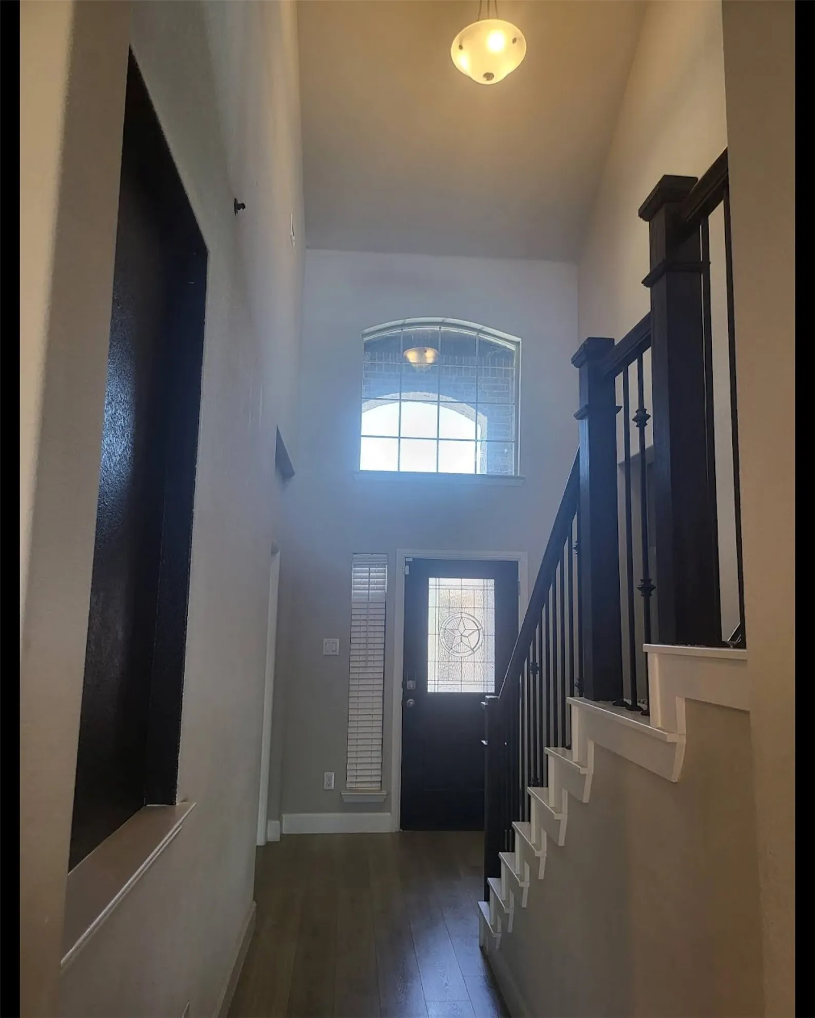 Single Family Residence For Sale in Ellis County , 3403 April Breeze, Grand Prairie, Texas 76065, 4 Bedroom, 3 Bathroom, 2 Garage spaces, 2,603 Sqft, built in 2021, mls#21350764, Real Estate Agent in Grand Prairie, Homes For Sale in Ellis county, Homes For Sale in Grand Prairie, Realtor in Grand Prairie Texas, Real Estate Brokerage Independent Realty Texas, Luminita Cordes Realtor