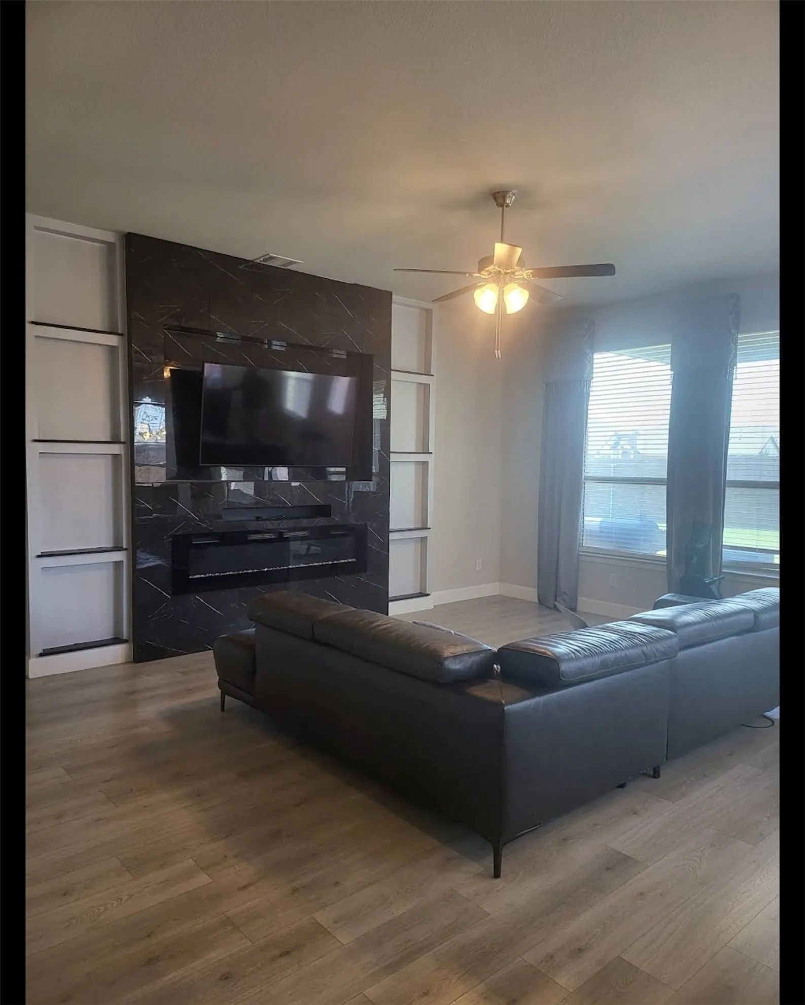 Single Family Residence For Sale in Ellis County , 3403 April Breeze, Grand Prairie, Texas 76065, 4 Bedroom, 3 Bathroom, 2 Garage spaces, 2,603 Sqft, built in 2021, mls#21350764, Real Estate Agent in Grand Prairie, Homes For Sale in Ellis county, Homes For Sale in Grand Prairie, Realtor in Grand Prairie Texas, Real Estate Brokerage Independent Realty Texas, Luminita Cordes Realtor