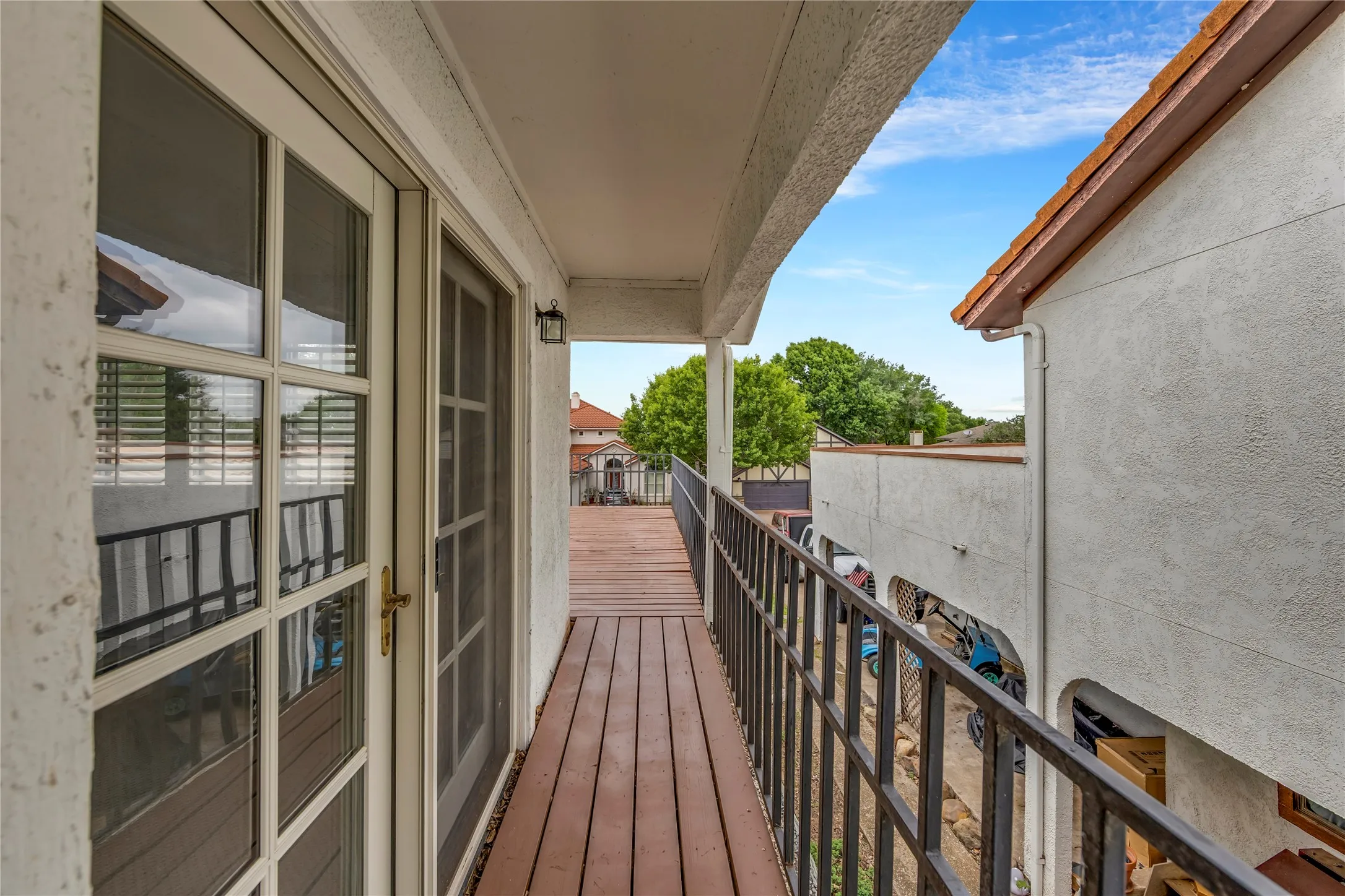 Townhouse For Rent in Rockwall County , 3109 Lakeside Drive, Rockwall, Texas 75087, 2 Bedroom, 2 Bathroom, 1 Garage spaces, 1,780 Sqft, built in 1976, mls#21350752, Real Estate Agent in Rockwall, Homes For Rent in Rockwall county, Homes For Rent in Rockwall, Realtor in Rockwall Texas, Real Estate Brokerage Independent Realty Texas, Luminita Cordes Realtor