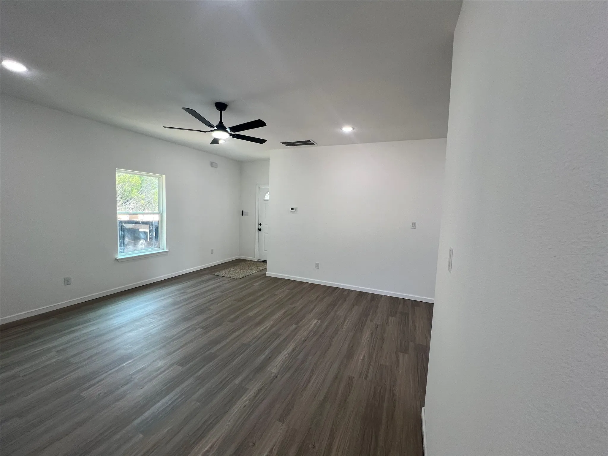 Single Family Residence For Sale in Hood County , 3105 Ohio River Trail, Granbury, Texas 76048, 2 Bedroom, 2 Bathroom, Garage spaces, 866 Sqft, built in 2026, mls#21350749, Real Estate Agent in Granbury, Homes For Sale in Hood county, Homes For Sale in Granbury, Realtor in Granbury Texas, Real Estate Brokerage Independent Realty Texas, Luminita Cordes Realtor