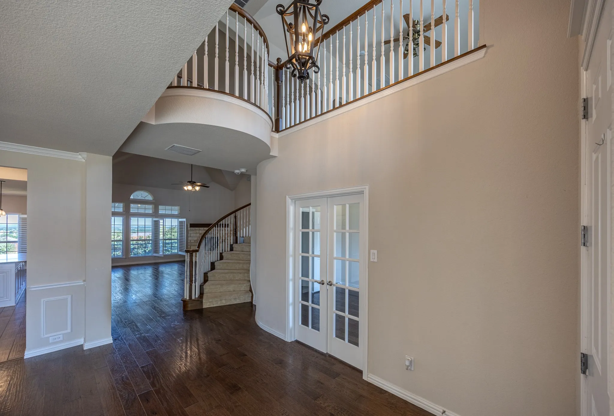 Single Family Residence For Sale in Tarrant County , 8520 Pinewood Drive, Fort Worth, Texas 76123, 4 Bedroom, 4 Bathroom, 2 Garage spaces, 3,637 Sqft, built in 2017, mls#21350779, Real Estate Agent in Fort Worth, Homes For Sale in Tarrant county, Homes For Sale in Fort Worth, Realtor in Fort Worth Texas, Real Estate Brokerage Independent Realty Texas, Luminita Cordes Realtor