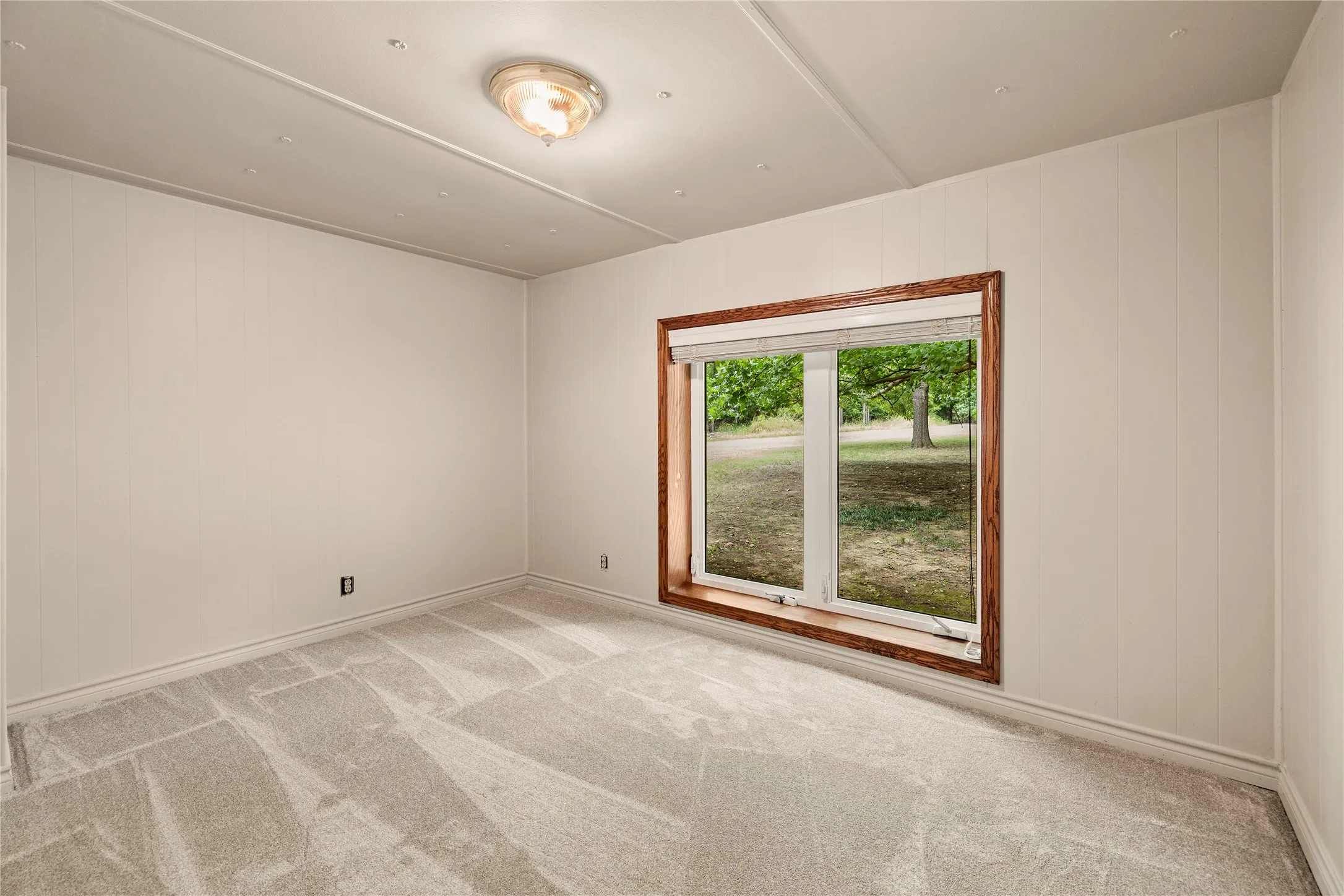 Single Family Residence For Sale in Wood County , 680 Private Rd 5860, Yantis, Texas 75497, 3 Bedroom, 2 Bathroom, 1 Garage spaces, 1,677 Sqft, built in 1990, mls#21350627, Real Estate Agent in Yantis, Homes For Sale in Wood county, Homes For Sale in Yantis, Realtor in Yantis Texas, Real Estate Brokerage Independent Realty Texas, Luminita Cordes Realtor