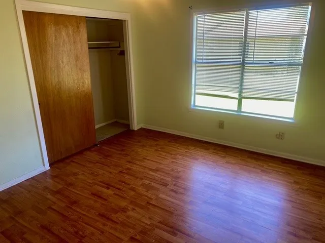 Single Family Residence For Rent in Burnet County , 720 N West Street, Burnet, Texas 78611, 2 Bedroom, 2 Bathroom, 1 Garage spaces, 1,668 Sqft, built in 1969, mls#21350784, Real Estate Agent in Burnet, Homes For Rent in Burnet county, Homes For Rent in Burnet, Realtor in Burnet Texas, Real Estate Brokerage Independent Realty Texas, Luminita Cordes Realtor