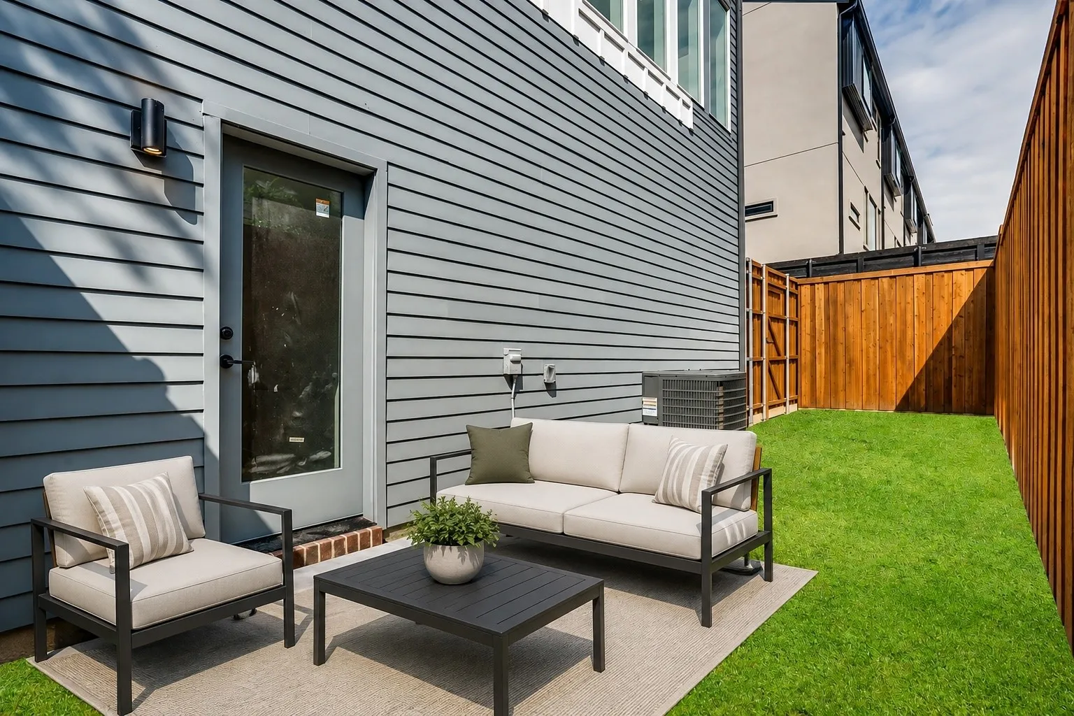 Townhouse For Rent in Dallas County , 2915 Lucas 105, Dallas, Texas 75219, 2 Bedroom, 3 Bathroom, 2 Garage spaces, 1,766 Sqft, built in 2023, mls#21349067, Real Estate Agent in Dallas, Homes For Rent in Dallas county, Homes For Rent in Dallas, Realtor in Dallas Texas, Real Estate Brokerage Independent Realty Texas, Luminita Cordes Realtor