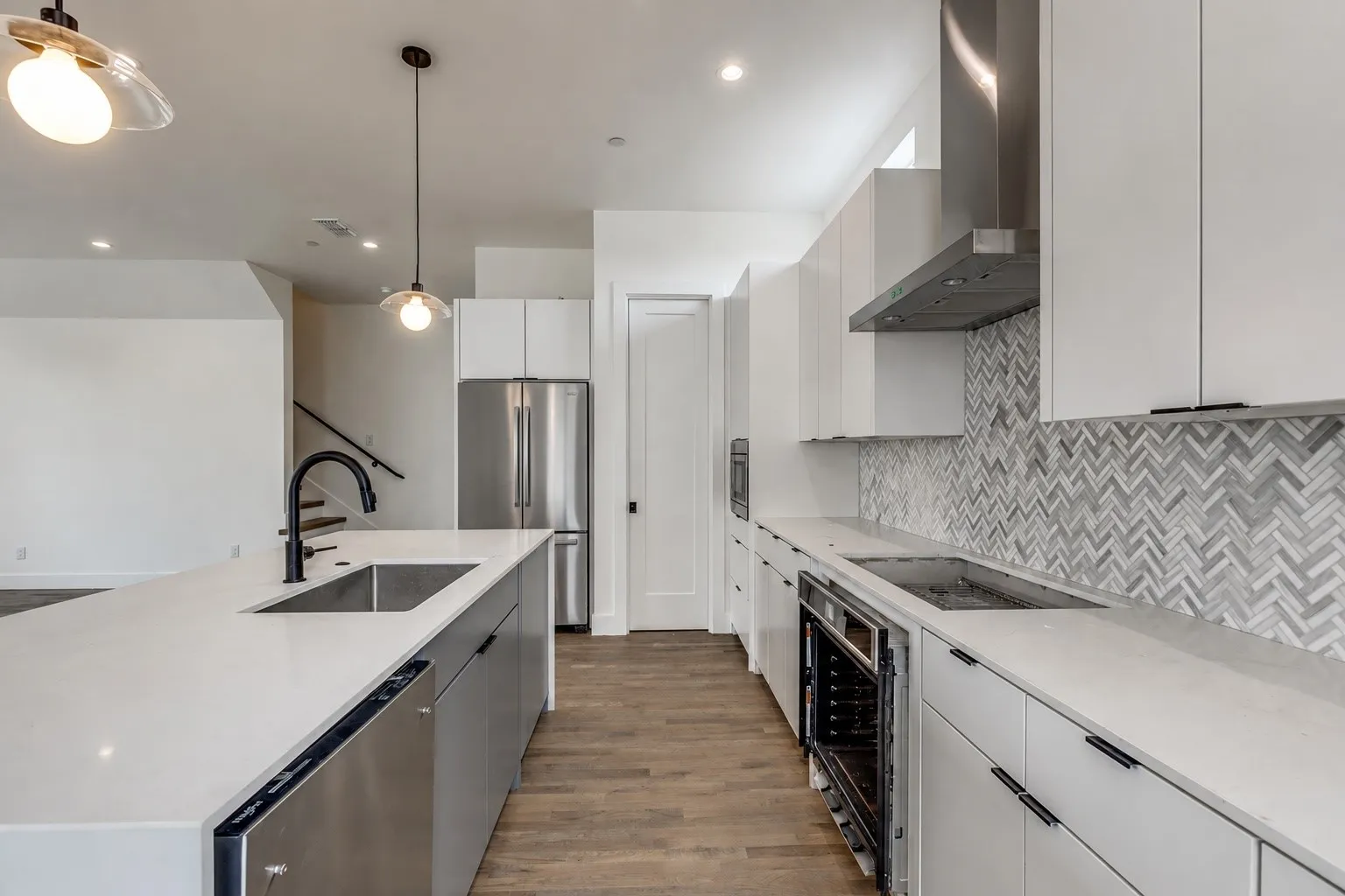 Townhouse For Rent in Dallas County , 2915 Lucas 105, Dallas, Texas 75219, 2 Bedroom, 3 Bathroom, 2 Garage spaces, 1,766 Sqft, built in 2023, mls#21349067, Real Estate Agent in Dallas, Homes For Rent in Dallas county, Homes For Rent in Dallas, Realtor in Dallas Texas, Real Estate Brokerage Independent Realty Texas, Luminita Cordes Realtor