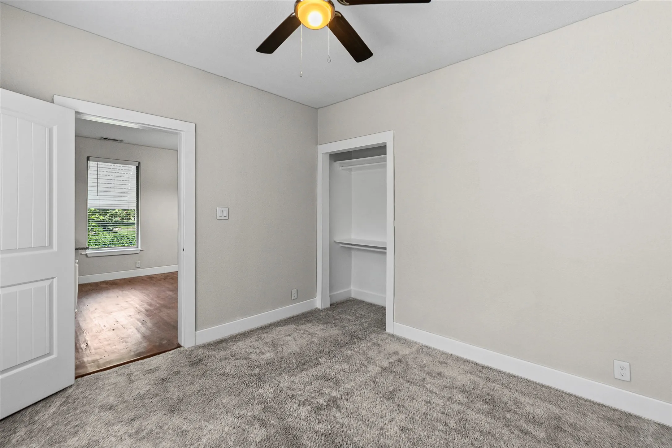 Single Family Residence For Sale in Fannin County , 419 W 5th Street, Bonham, Texas 75418, 3 Bedroom, 2 Bathroom, Garage spaces, 1,444 Sqft, built in 1920, mls#21349602, Real Estate Agent in Bonham, Homes For Sale in Fannin county, Homes For Sale in Bonham, Realtor in Bonham Texas, Real Estate Brokerage Independent Realty Texas, Luminita Cordes Realtor