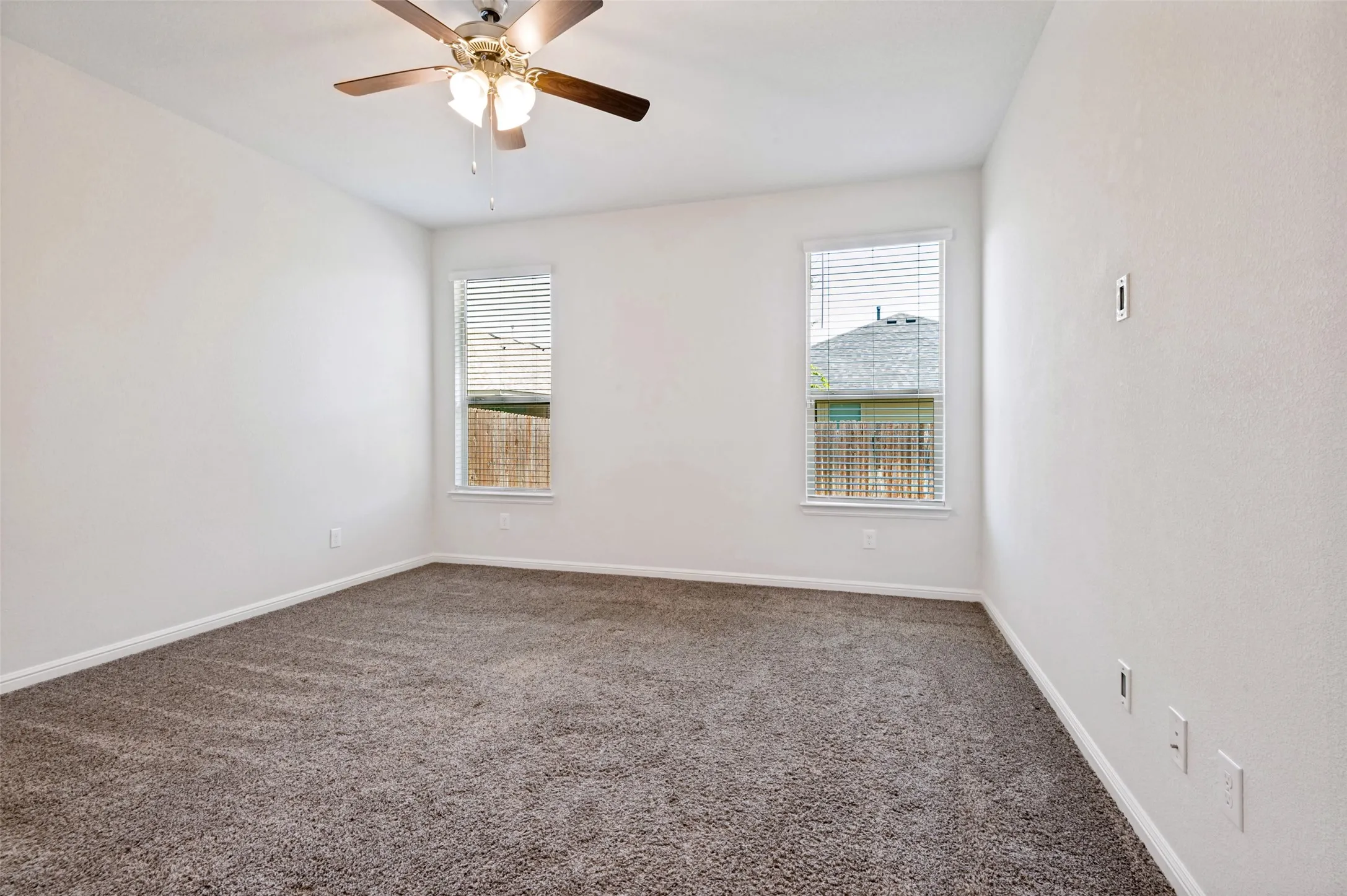 Single Family Residence For Rent in Tarrant County , 9112 Sycamore Leaf Drive, Fort Worth, Texas 76179, 4 Bedroom, 2 Bathroom, 2 Garage spaces, 2,022 Sqft, built in 2020, mls#21350807, Real Estate Agent in Fort Worth, Homes For Rent in Tarrant county, Homes For Rent in Fort Worth, Realtor in Fort Worth Texas, Real Estate Brokerage Independent Realty Texas, Luminita Cordes Realtor