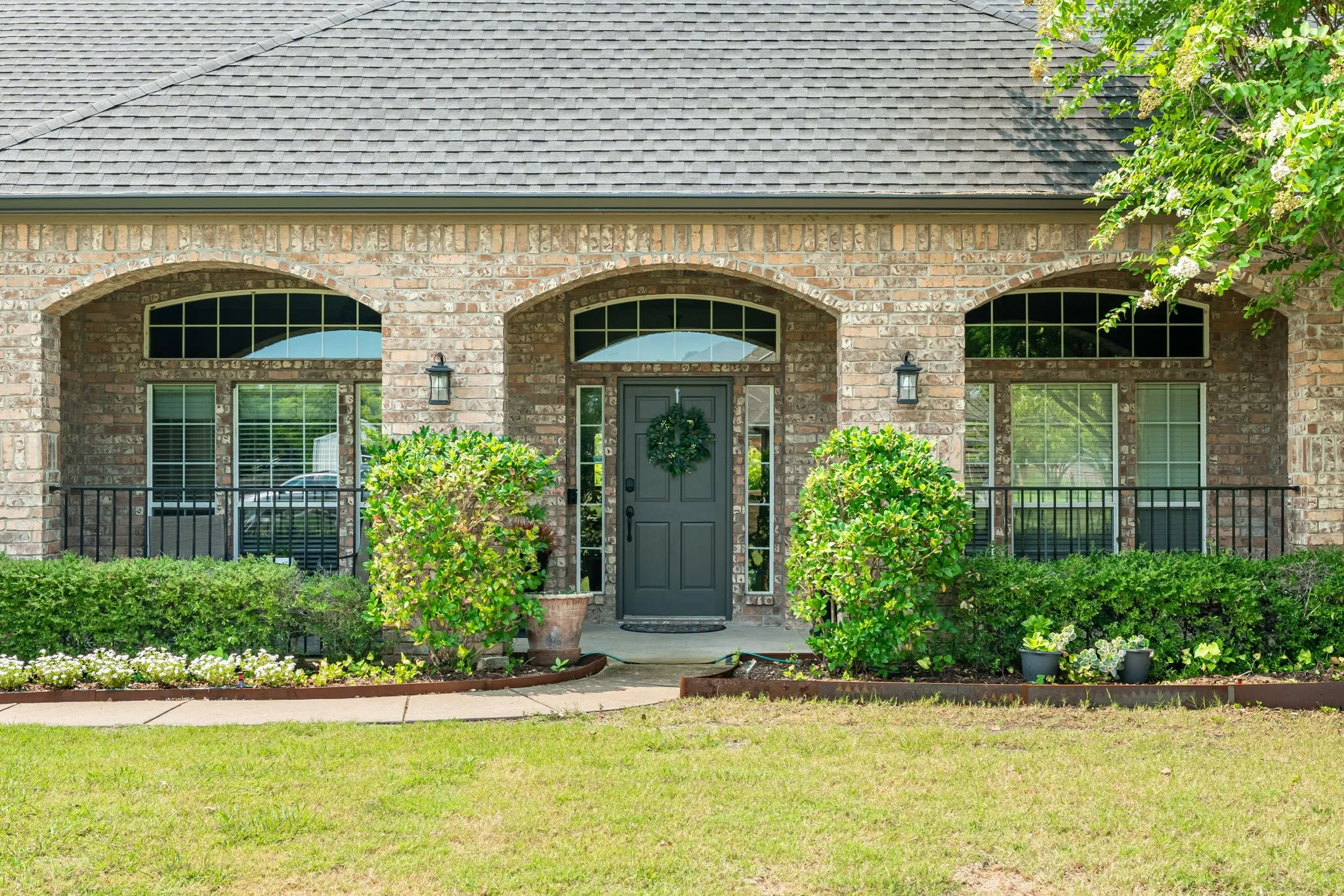 Single Family Residence For Sale in Collin County , 835 Cross Post Lane, Lowry Crossing, Texas 75069, 3 Bedroom, 3 Bathroom, 2 Garage spaces, 2,743 Sqft, built in 2004, mls#21349782, Real Estate Agent in Lowry Crossing, Homes For Sale in Collin county, Homes For Sale in Lowry Crossing, Realtor in Lowry Crossing Texas, Real Estate Brokerage Independent Realty Texas, Luminita Cordes Realtor