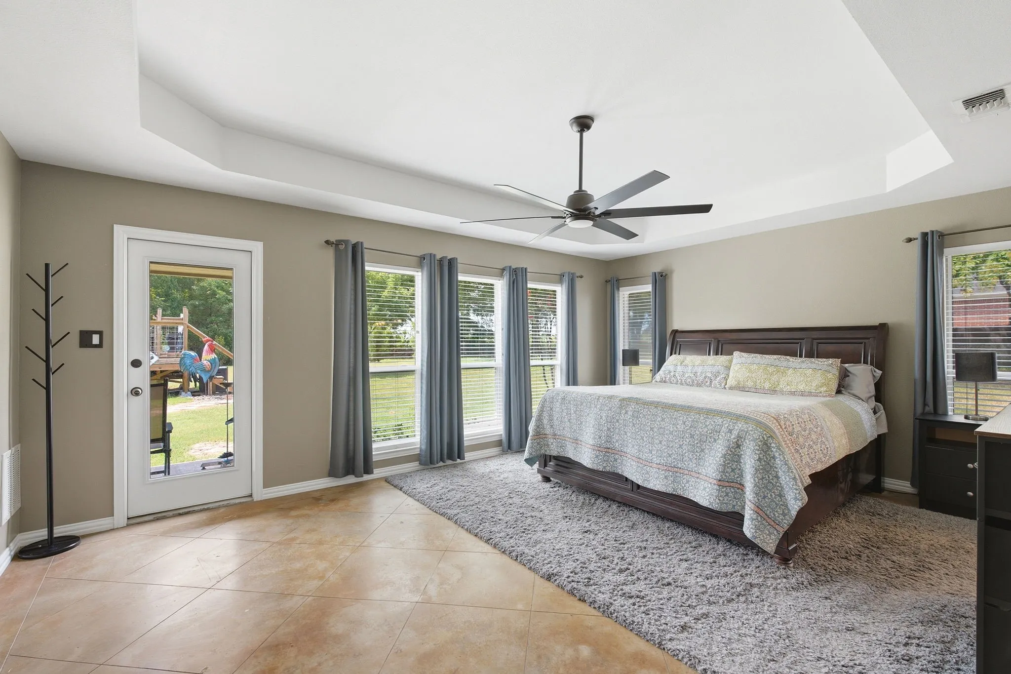 Single Family Residence For Sale in Collin County , 835 Cross Post Lane, Lowry Crossing, Texas 75069, 3 Bedroom, 3 Bathroom, 2 Garage spaces, 2,743 Sqft, built in 2004, mls#21349782, Real Estate Agent in Lowry Crossing, Homes For Sale in Collin county, Homes For Sale in Lowry Crossing, Realtor in Lowry Crossing Texas, Real Estate Brokerage Independent Realty Texas, Luminita Cordes Realtor