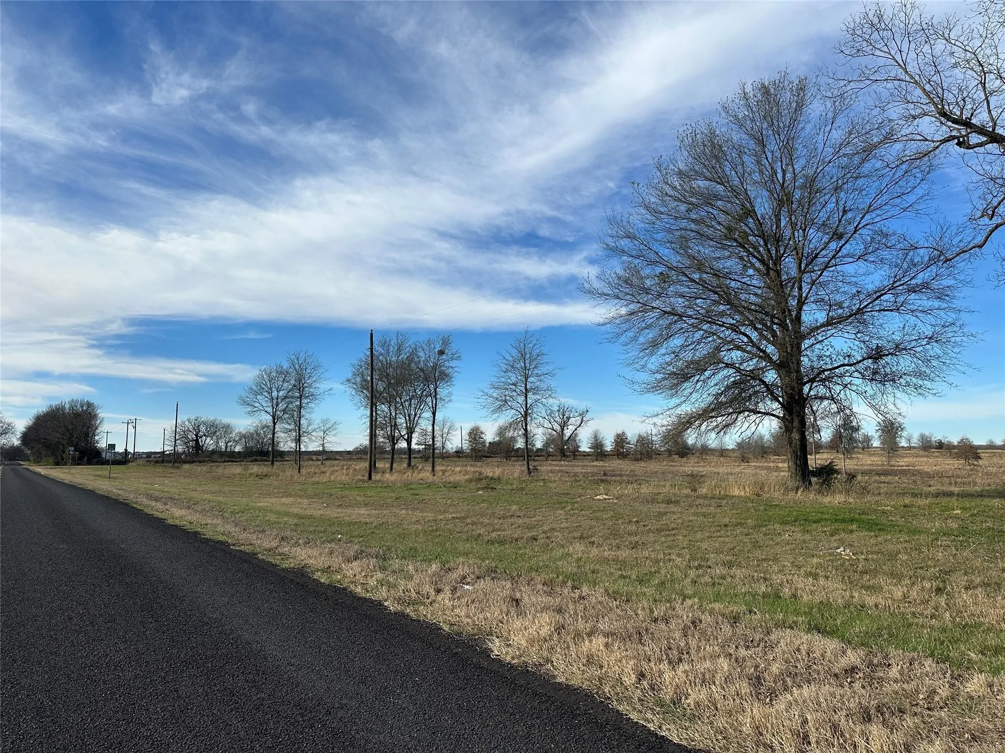 Unimproved Land For Sale in Hopkins County , 0000 County Road 2425, Como, Texas 75431, 0, 0, Garage spaces, 0 Sqft, built in 0, mls#21350814, Real Estate Agent in Como, Homes For Sale in Hopkins county, Homes For Sale in Como, Realtor in Como Texas, Real Estate Brokerage Independent Realty Texas, Luminita Cordes Realtor