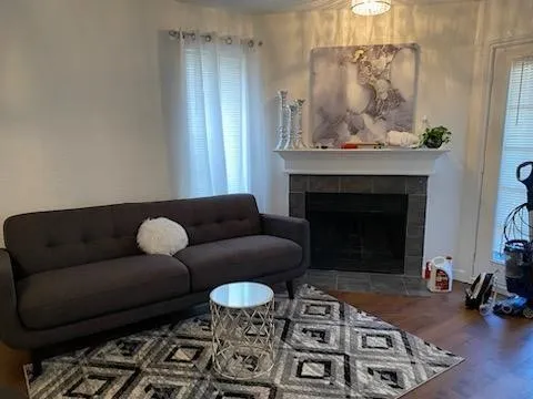 Condominium For Sale in Dallas County , 9827 Walnut Street 112, Dallas, Texas 75243, 1 Bedroom, 1 Bathroom, Garage spaces, 551 Sqft, built in 1983, Price $65,000, mls#21350822, Real Estate Agent in Dallas, Homes For Sale in Dallas county, Homes For Sale in Dallas, Realtor in Dallas Texas, Real Estate Brokerage Independent Realty Texas, Luminita Cordes Realtor