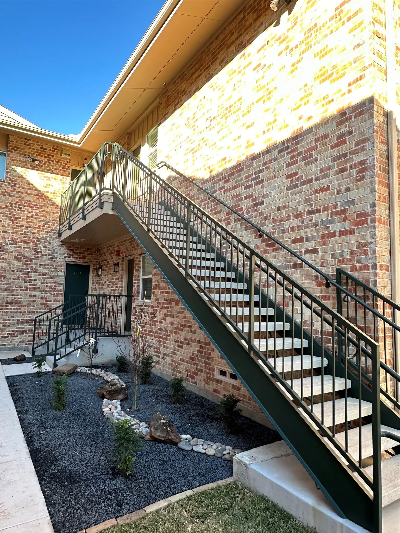 Condominium For Rent in Dallas County , 11232 Park Central Place C, Dallas, Texas 75230, 2 Bedroom, 2 Bathroom, Garage spaces, 1,056 Sqft, built in 2022, mls#21348788, Real Estate Agent in Dallas, Homes For Rent in Dallas county, Homes For Rent in Dallas, Realtor in Dallas Texas, Real Estate Brokerage Independent Realty Texas, Luminita Cordes Realtor