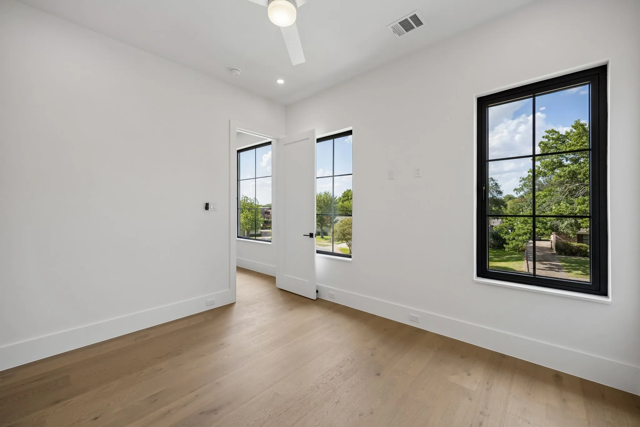 Single Family Residence For Sale in Dallas County , 14421 Southern Pines Court, Farmers Branch, Texas 75234, 5 Bedroom, 5 Bathroom, 2 Garage spaces, 4,581 Sqft, built in 2026, mls#21350370, Real Estate Agent in Farmers Branch, Homes For Sale in Dallas county, Homes For Sale in Farmers Branch, Realtor in Farmers Branch Texas, Real Estate Brokerage Independent Realty Texas, Luminita Cordes Realtor