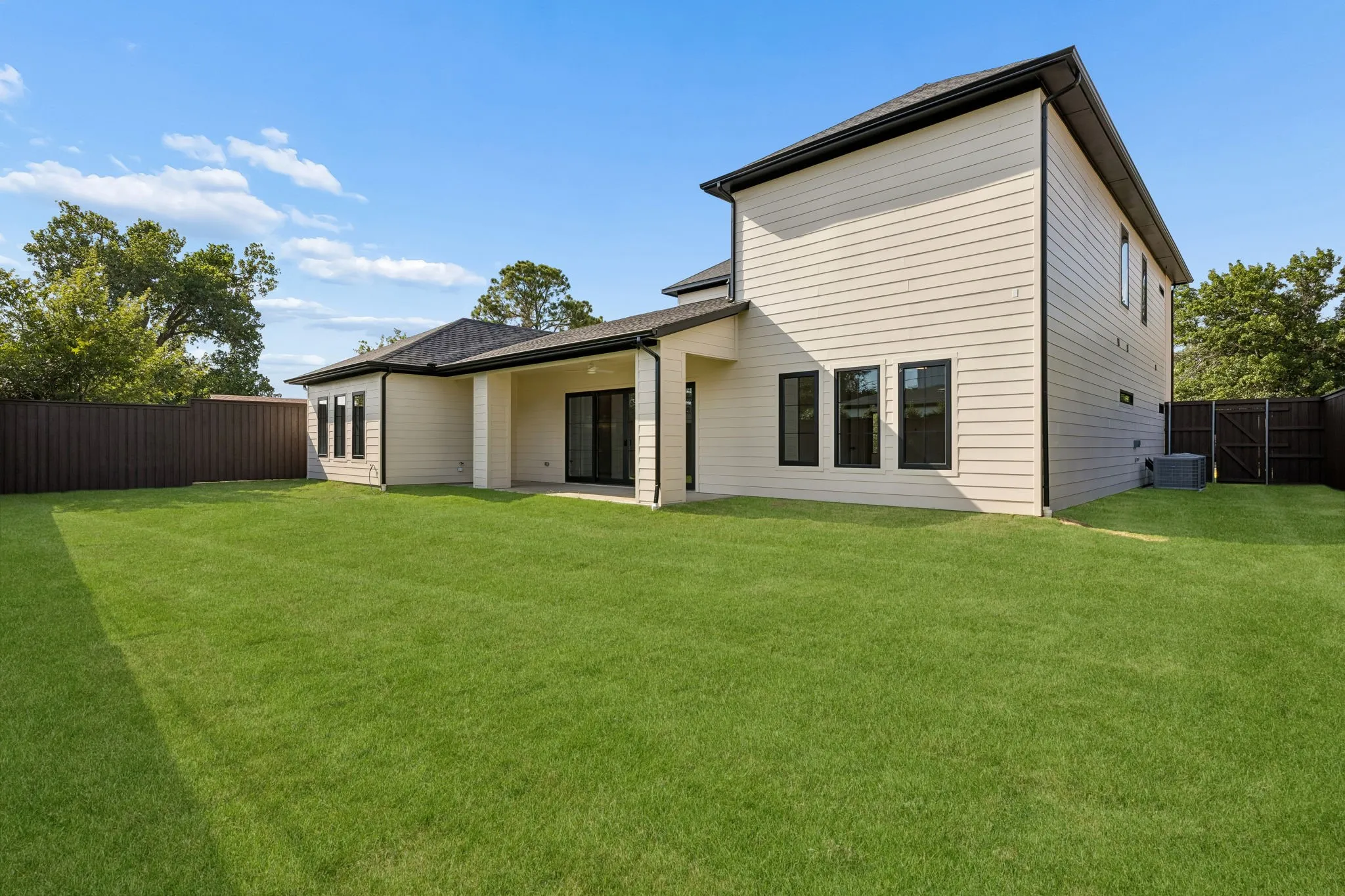 Single Family Residence For Sale in Dallas County , 14421 Southern Pines Court, Farmers Branch, Texas 75234, 5 Bedroom, 5 Bathroom, 2 Garage spaces, 4,581 Sqft, built in 2026, mls#21350370, Real Estate Agent in Farmers Branch, Homes For Sale in Dallas county, Homes For Sale in Farmers Branch, Realtor in Farmers Branch Texas, Real Estate Brokerage Independent Realty Texas, Luminita Cordes Realtor