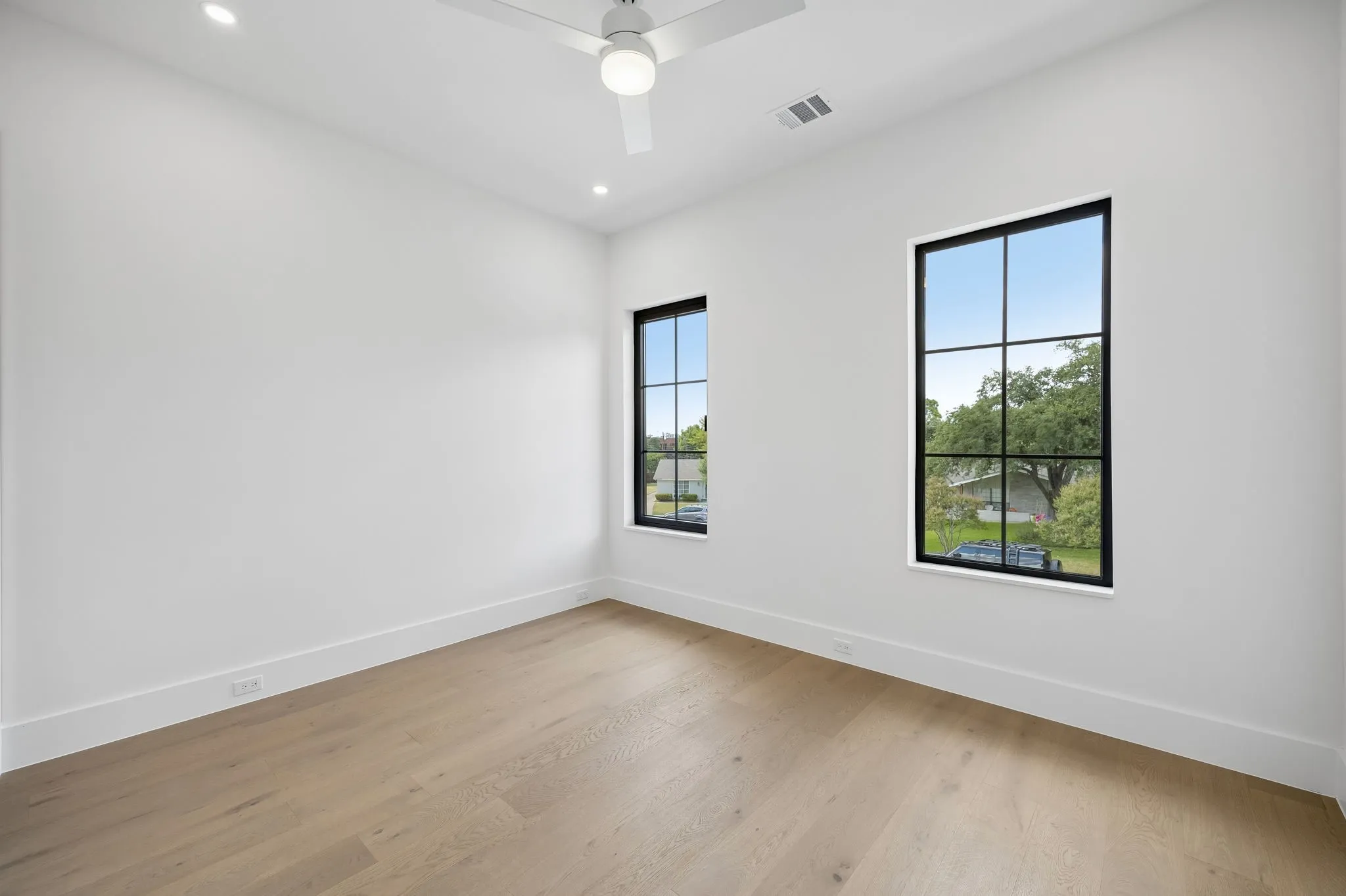 Single Family Residence For Sale in Dallas County , 14421 Southern Pines Court, Farmers Branch, Texas 75234, 5 Bedroom, 5 Bathroom, 2 Garage spaces, 4,581 Sqft, built in 2026, mls#21350370, Real Estate Agent in Farmers Branch, Homes For Sale in Dallas county, Homes For Sale in Farmers Branch, Realtor in Farmers Branch Texas, Real Estate Brokerage Independent Realty Texas, Luminita Cordes Realtor