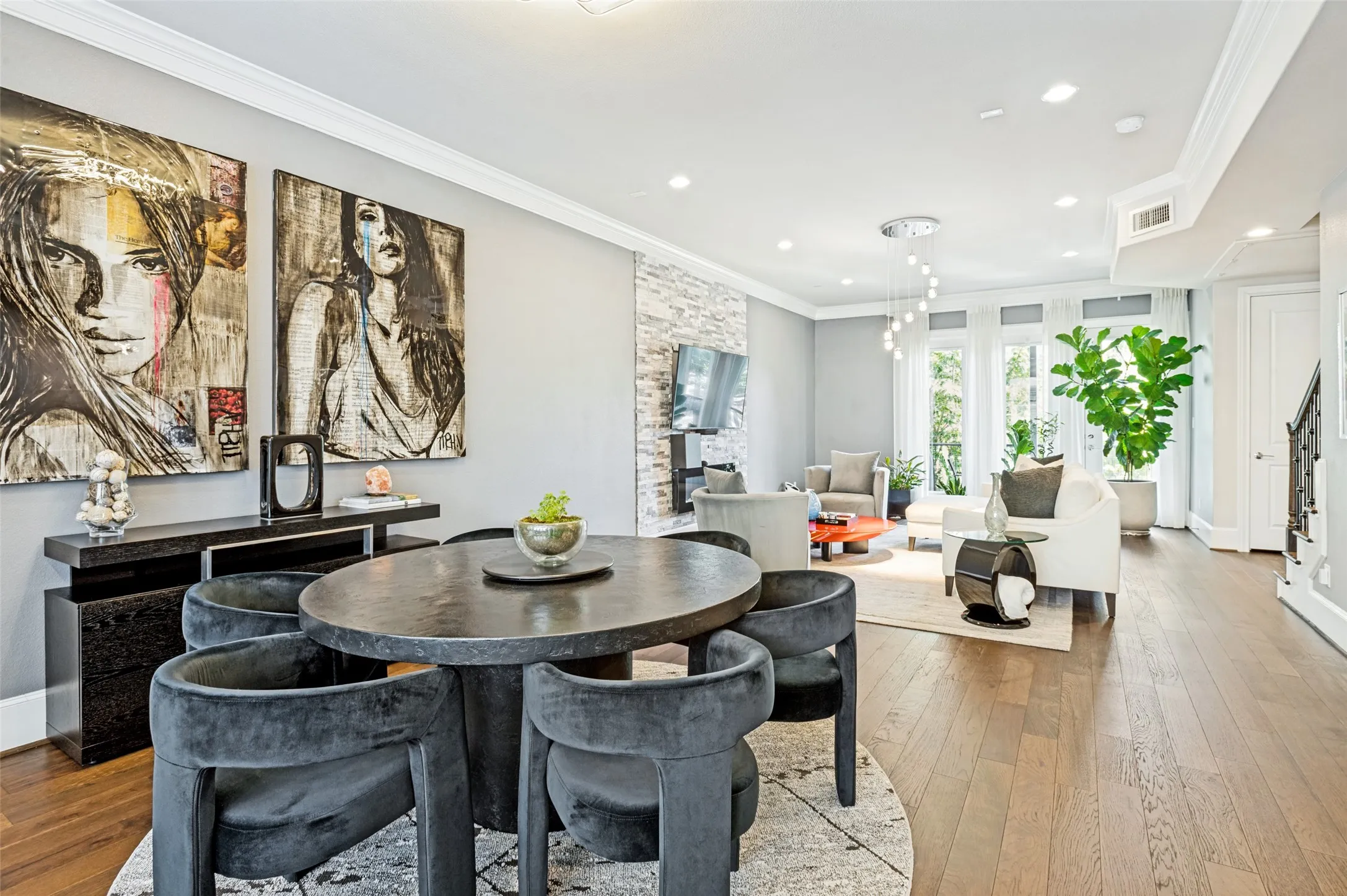Townhouse For Rent in Dallas County , 2817 Shelby Avenue, Dallas, Texas 75219, 3 Bedroom, 4 Bathroom, 2 Garage spaces, 2,442 Sqft, built in 2017, mls#21348652, Real Estate Agent in Dallas, Homes For Rent in Dallas county, Homes For Rent in Dallas, Realtor in Dallas Texas, Real Estate Brokerage Independent Realty Texas, Luminita Cordes Realtor