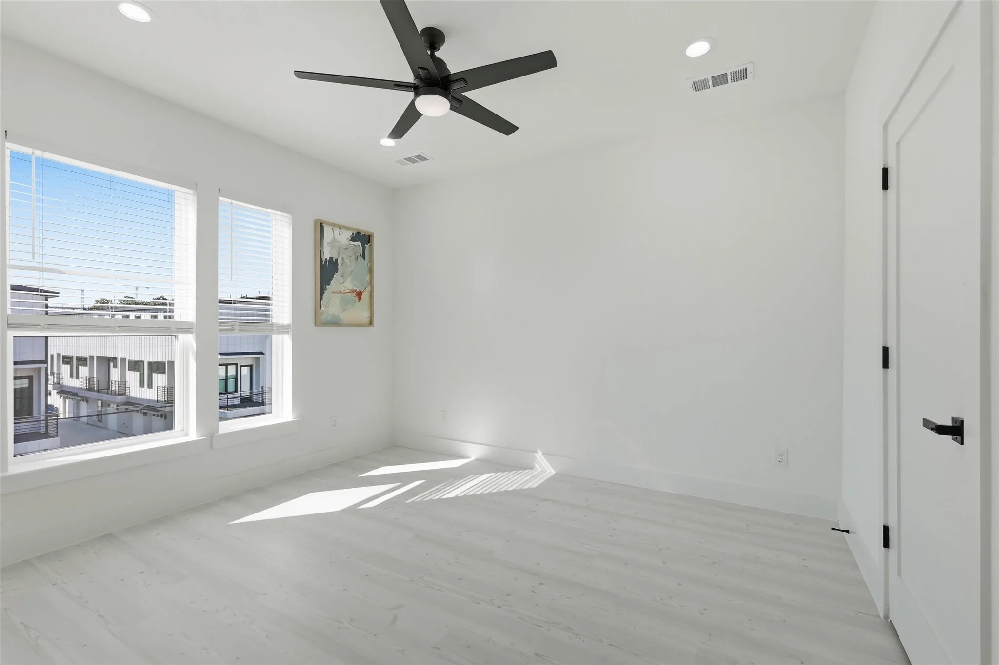 Townhouse For Rent in Dallas County , 7207 Mohawk Drive 303, Dallas, Texas 75235, 2 Bedrooms, 3 Bathrooms, 2 Garage spaces, 1,740 Sqft, built in 2024, Price $3,500, mls#21350845, Real Estate Agent in Dallas, Homes For Rent in Dallas county, Homes For Rent in Dallas, Realtor in Dallas Texas, Real Estate Brokerage Independent Realty Texas, Luminita Cordes Realtor