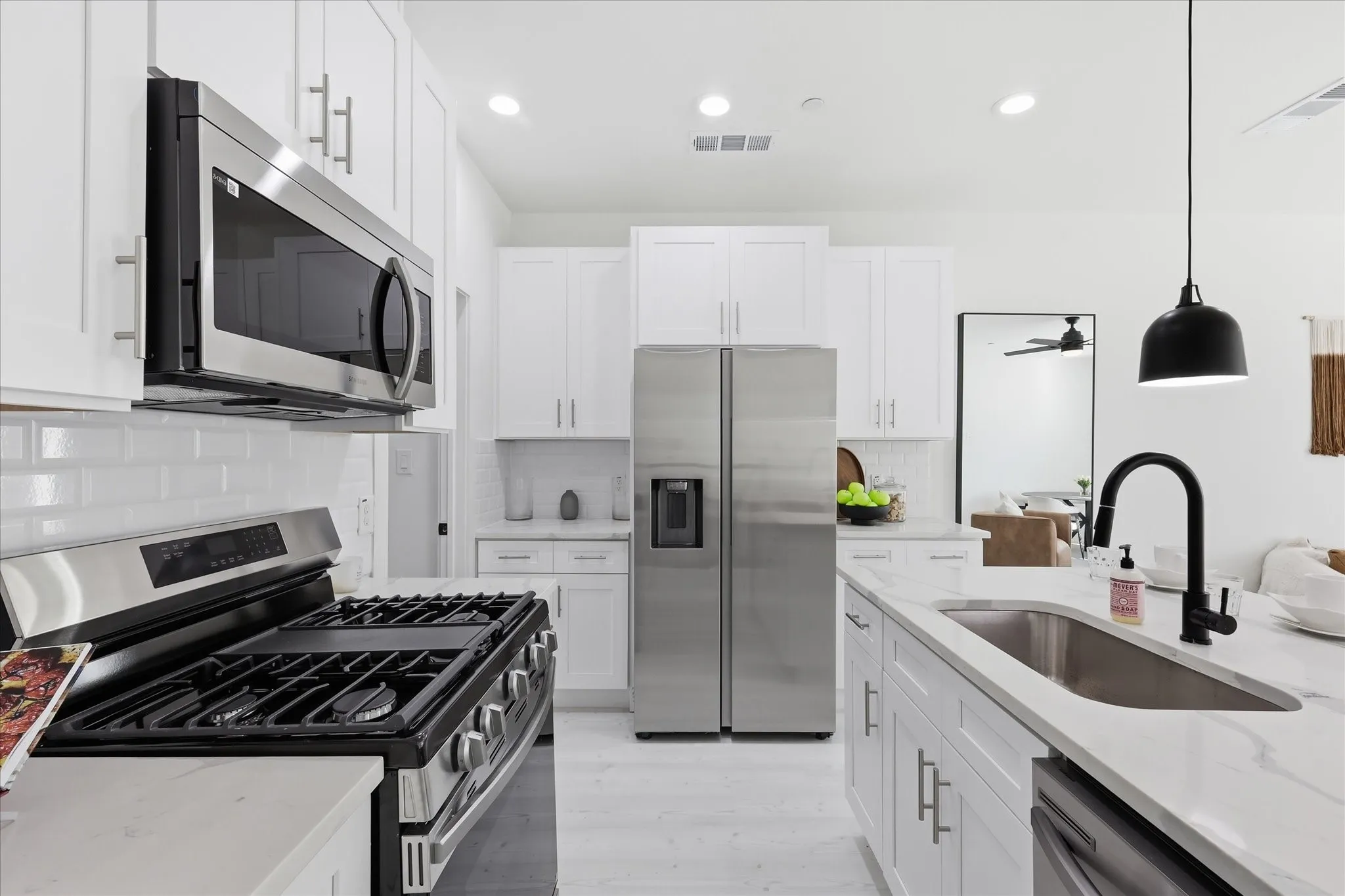 Townhouse For Rent in Dallas County , 7207 Mohawk Drive 303, Dallas, Texas 75235, 2 Bedrooms, 3 Bathrooms, 2 Garage spaces, 1,740 Sqft, built in 2024, Price $3,500, mls#21350845, Real Estate Agent in Dallas, Homes For Rent in Dallas county, Homes For Rent in Dallas, Realtor in Dallas Texas, Real Estate Brokerage Independent Realty Texas, Luminita Cordes Realtor