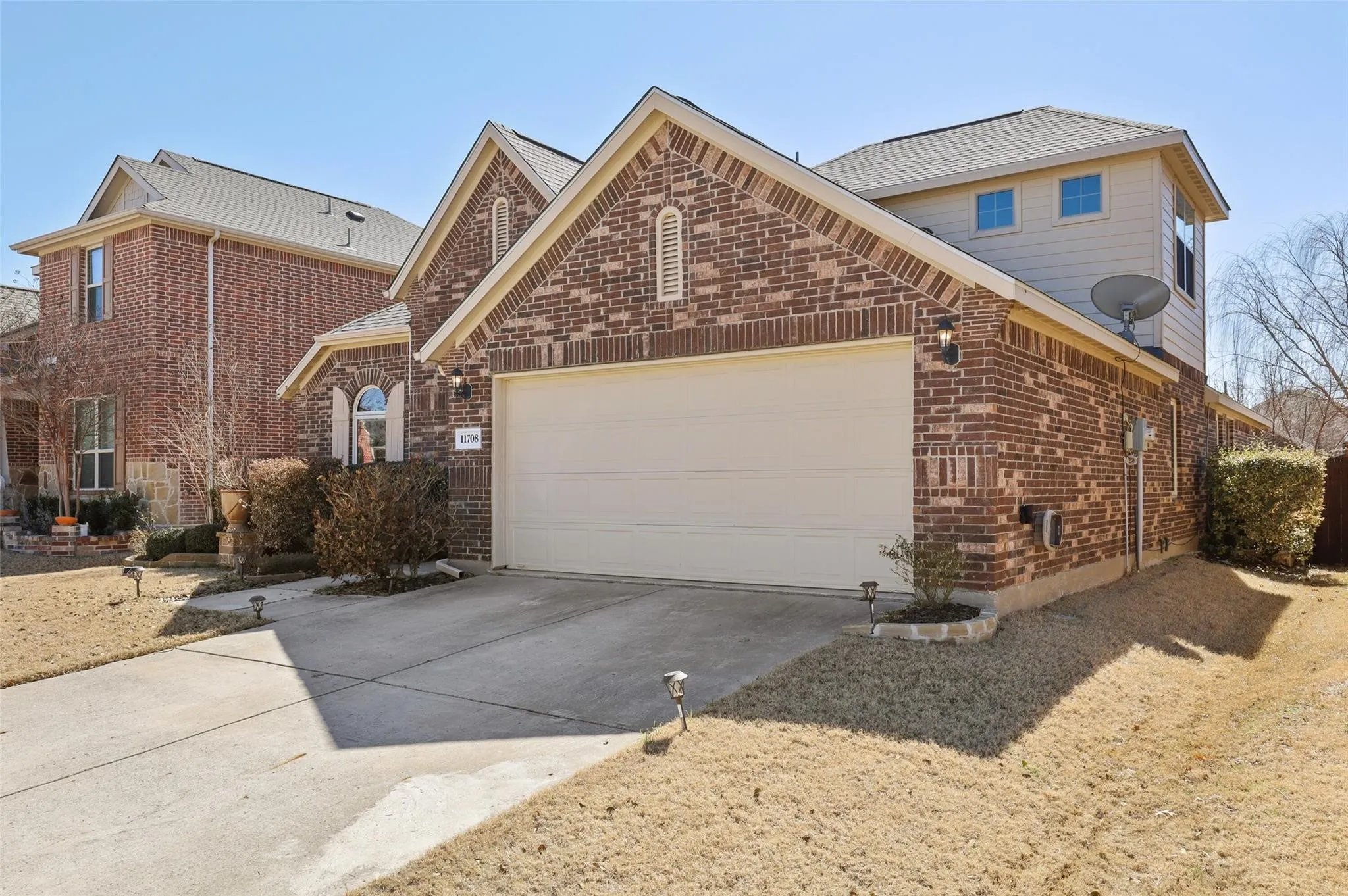 Single Family Residence For Rent in Denton County , 11708 Beach Street, Frisco, Texas 75036, 3 Bedroom, 2 Bathroom, 2 Garage spaces, 2,381 Sqft, built in 2013, mls#21350823, Real Estate Agent in Frisco, Homes For Rent in Denton county, Homes For Rent in Frisco, Realtor in Frisco Texas, Real Estate Brokerage Independent Realty Texas, Luminita Cordes Realtor