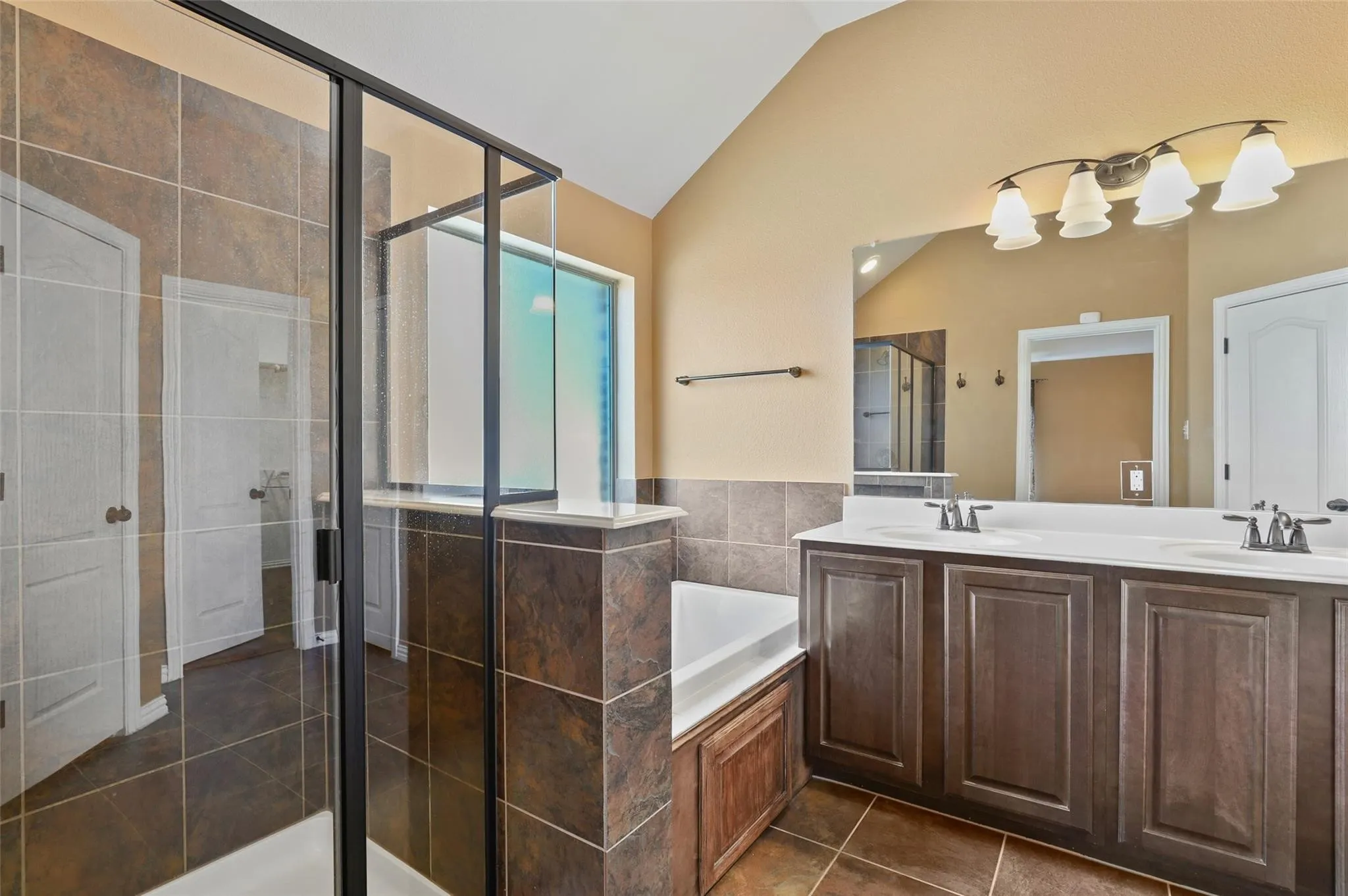 Single Family Residence For Rent in Denton County , 11708 Beach Street, Frisco, Texas 75036, 3 Bedroom, 2 Bathroom, 2 Garage spaces, 2,381 Sqft, built in 2013, mls#21350823, Real Estate Agent in Frisco, Homes For Rent in Denton county, Homes For Rent in Frisco, Realtor in Frisco Texas, Real Estate Brokerage Independent Realty Texas, Luminita Cordes Realtor