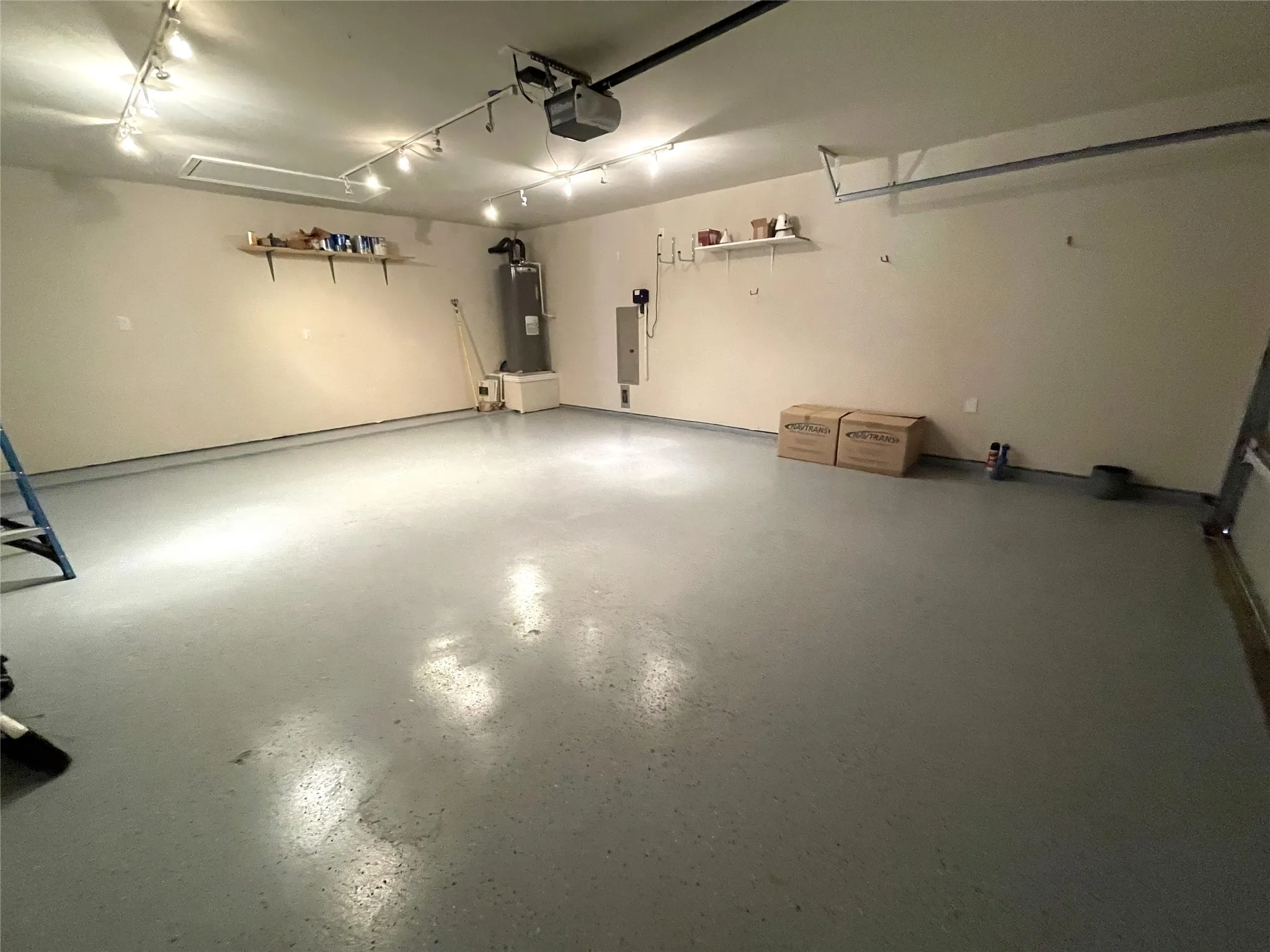 Single Family Residence For Rent in Denton County , 11708 Beach Street, Frisco, Texas 75036, 3 Bedroom, 2 Bathroom, 2 Garage spaces, 2,381 Sqft, built in 2013, mls#21350823, Real Estate Agent in Frisco, Homes For Rent in Denton county, Homes For Rent in Frisco, Realtor in Frisco Texas, Real Estate Brokerage Independent Realty Texas, Luminita Cordes Realtor