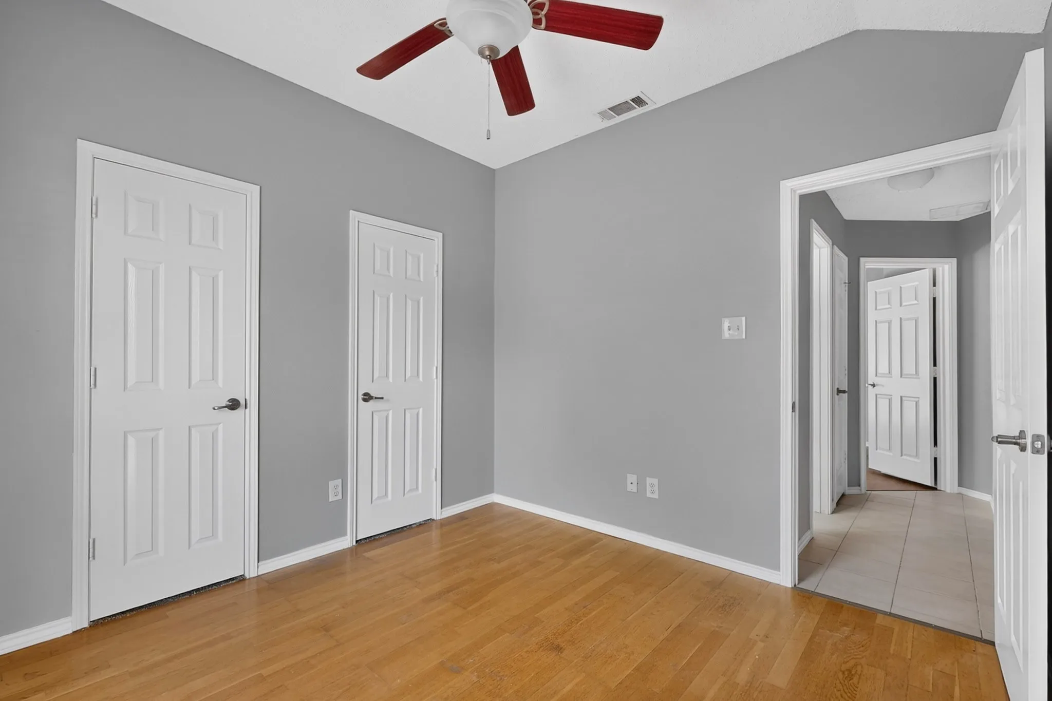 Single Family Residence For Rent in Collin County , 7700 Tournament Road, Frisco, Texas 75035, 3 Bedroom, 2 Bathroom, 1 Garage spaces, 1,450 Sqft, built in 1993, mls#21350125, Real Estate Agent in Frisco, Homes For Rent in Collin county, Homes For Rent in Frisco, Realtor in Frisco Texas, Real Estate Brokerage Independent Realty Texas, Luminita Cordes Realtor