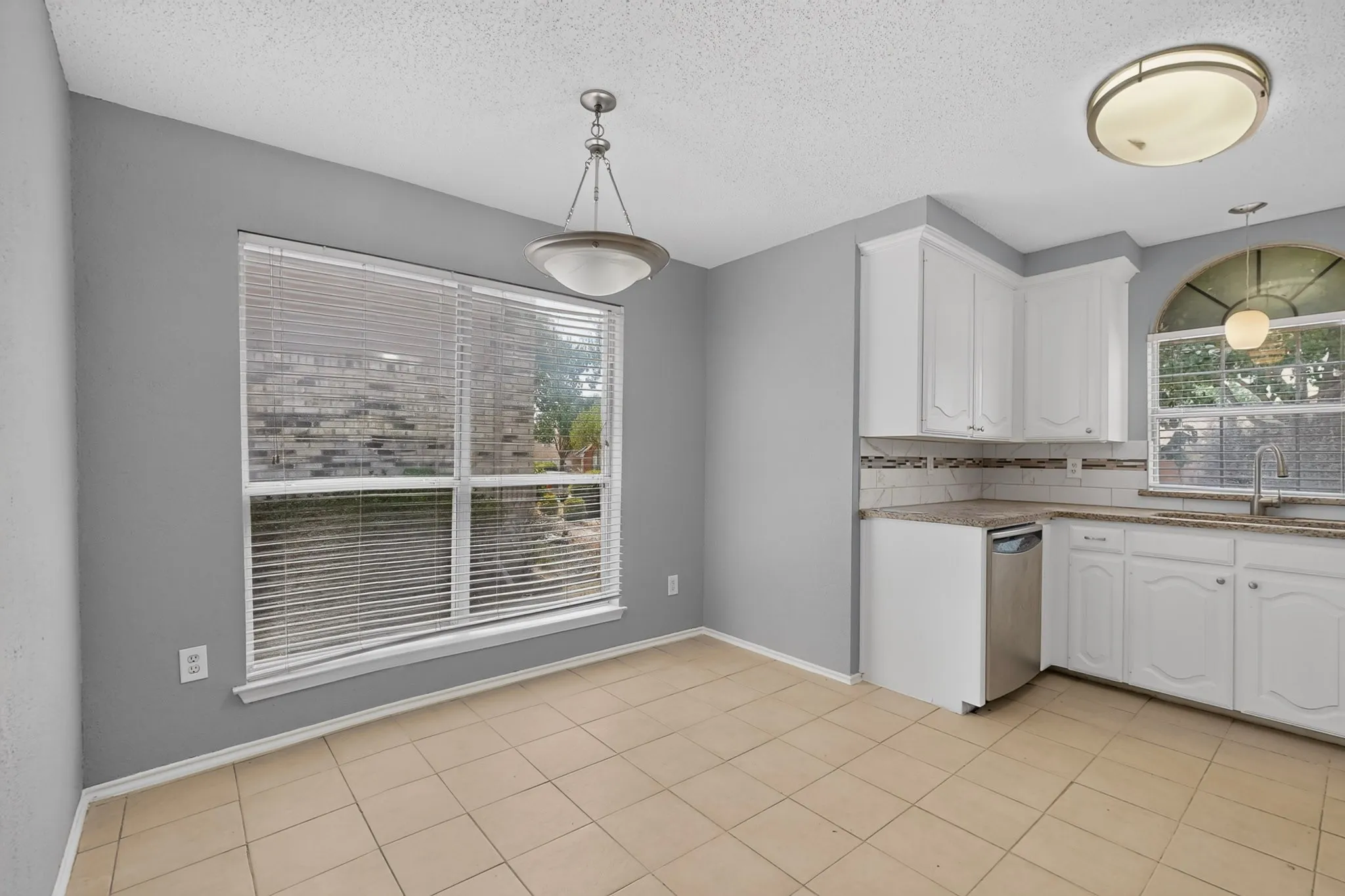 Single Family Residence For Rent in Collin County , 7700 Tournament Road, Frisco, Texas 75035, 3 Bedroom, 2 Bathroom, 1 Garage spaces, 1,450 Sqft, built in 1993, mls#21350125, Real Estate Agent in Frisco, Homes For Rent in Collin county, Homes For Rent in Frisco, Realtor in Frisco Texas, Real Estate Brokerage Independent Realty Texas, Luminita Cordes Realtor