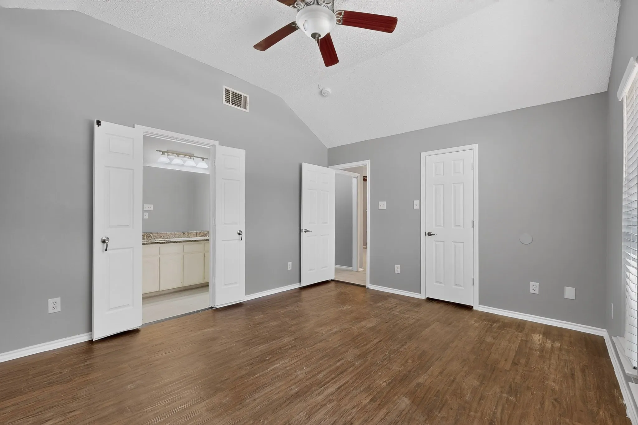 Single Family Residence For Rent in Collin County , 7700 Tournament Road, Frisco, Texas 75035, 3 Bedroom, 2 Bathroom, 1 Garage spaces, 1,450 Sqft, built in 1993, mls#21350125, Real Estate Agent in Frisco, Homes For Rent in Collin county, Homes For Rent in Frisco, Realtor in Frisco Texas, Real Estate Brokerage Independent Realty Texas, Luminita Cordes Realtor