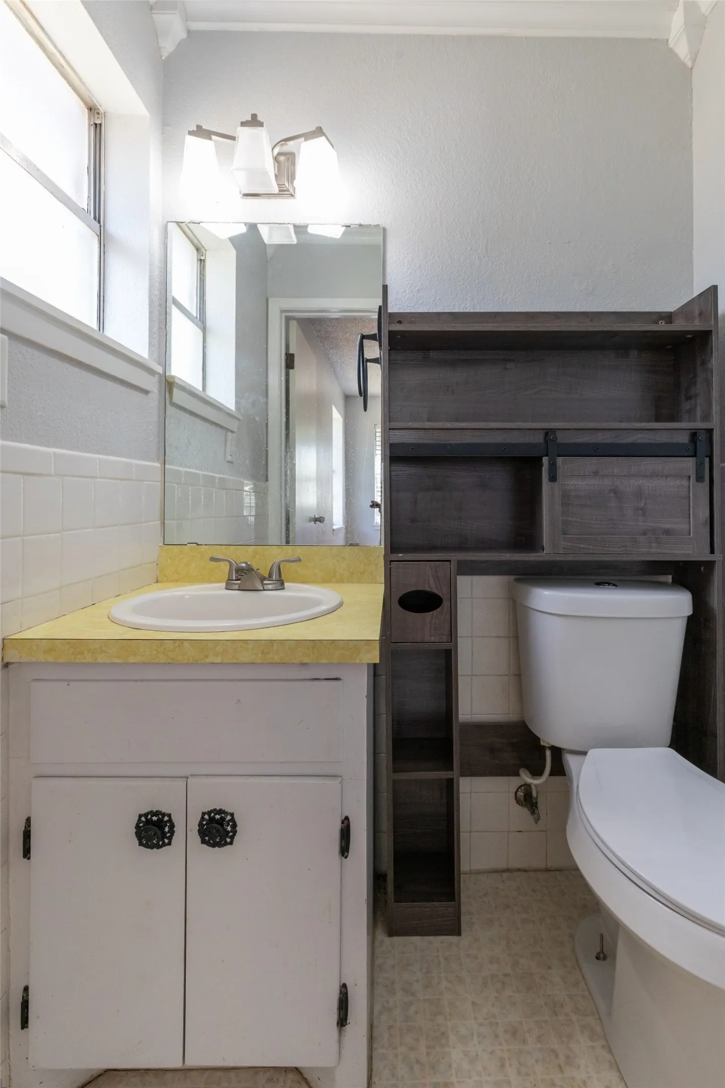 Single Family Residence For Sale in Callahan County , 1714 Locksley Court, Clyde, Texas 79510, 3 Bedroom, 2 Bathroom, 1 Garage spaces, 1,314 Sqft, built in 1978, mls#21350854, Real Estate Agent in Clyde, Homes For Sale in Callahan county, Homes For Sale in Clyde, Realtor in Clyde Texas, Real Estate Brokerage Independent Realty Texas, Luminita Cordes Realtor