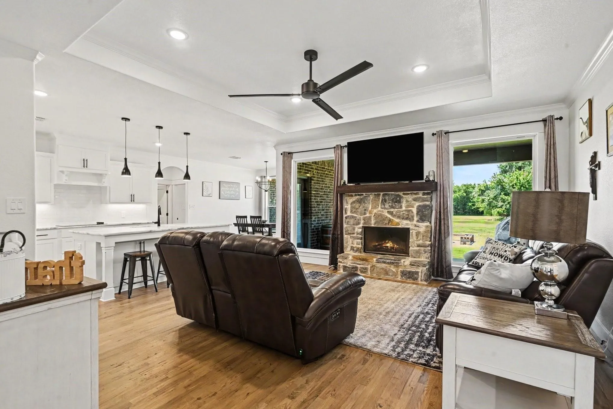 Single Family Residence For Sale in Parker County , 606 Central Road, Weatherford, Texas 76088, 3 Bedroom, 3 Bathroom, 2 Garage spaces, 2,162 Sqft, built in 2022, mls#21350657, Real Estate Agent in Weatherford, Homes For Sale in Parker county, Homes For Sale in Weatherford, Realtor in Weatherford Texas, Real Estate Brokerage Independent Realty Texas, Luminita Cordes Realtor