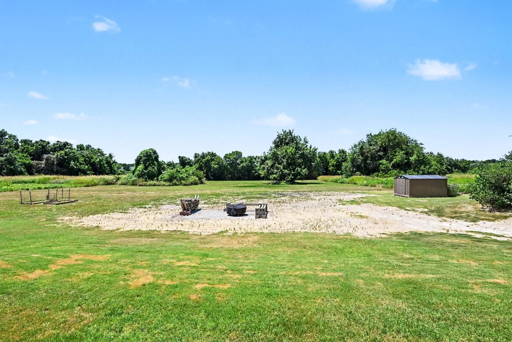 Single Family Residence For Sale in Parker County , 606 Central Road, Weatherford, Texas 76088, 3 Bedroom, 3 Bathroom, 2 Garage spaces, 2,162 Sqft, built in 2022, mls#21350657, Real Estate Agent in Weatherford, Homes For Sale in Parker county, Homes For Sale in Weatherford, Realtor in Weatherford Texas, Real Estate Brokerage Independent Realty Texas, Luminita Cordes Realtor