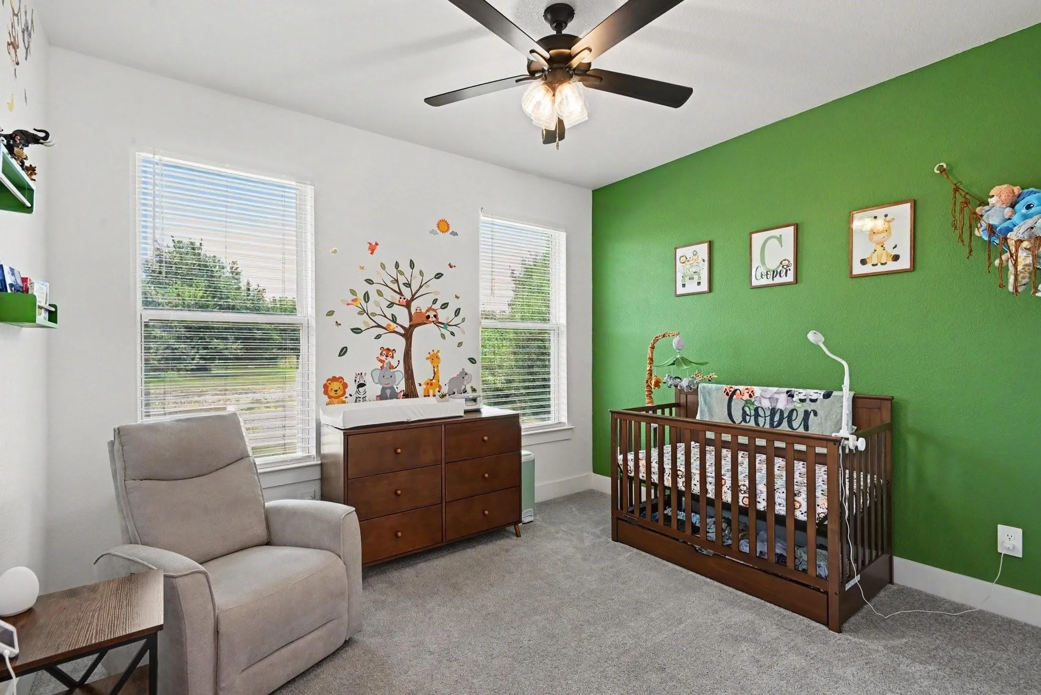 Single Family Residence For Sale in Parker County , 606 Central Road, Weatherford, Texas 76088, 3 Bedroom, 3 Bathroom, 2 Garage spaces, 2,162 Sqft, built in 2022, mls#21350657, Real Estate Agent in Weatherford, Homes For Sale in Parker county, Homes For Sale in Weatherford, Realtor in Weatherford Texas, Real Estate Brokerage Independent Realty Texas, Luminita Cordes Realtor